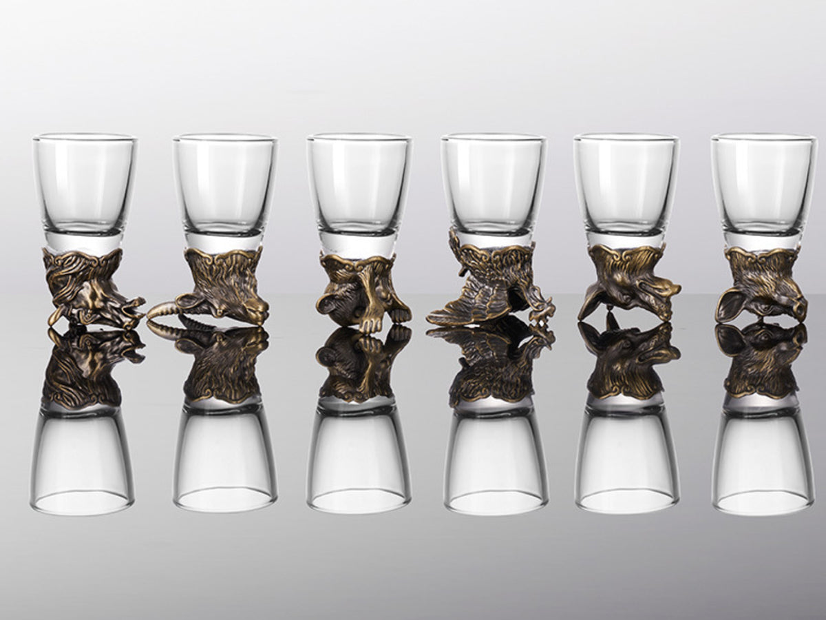 Set aus 12 Gläsern 25ml + Krug 250ml mit Möglichkeit zur Personalisierung durch Gravur