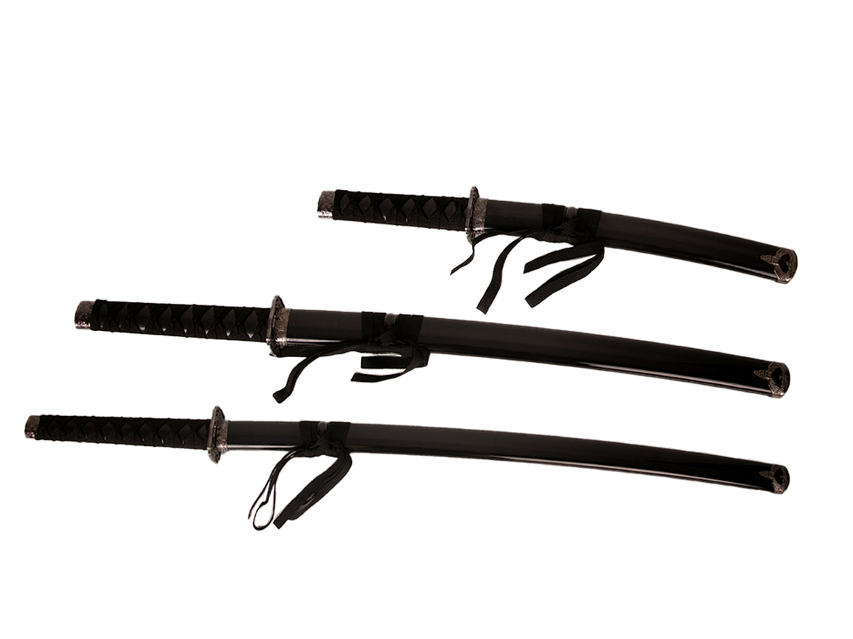 Set aus 3 Samuraischwertern auf einem Ständer mit Möglichkeit zur Personalisierung durch Gravur