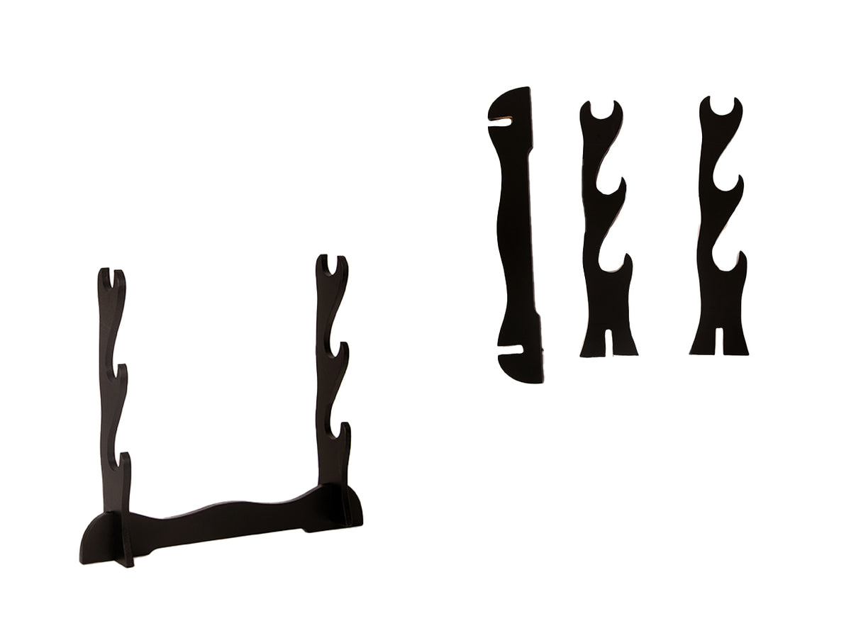 Set aus 3 Samuraischwertern auf einem Ständer mit Möglichkeit zur Personalisierung durch Gravur