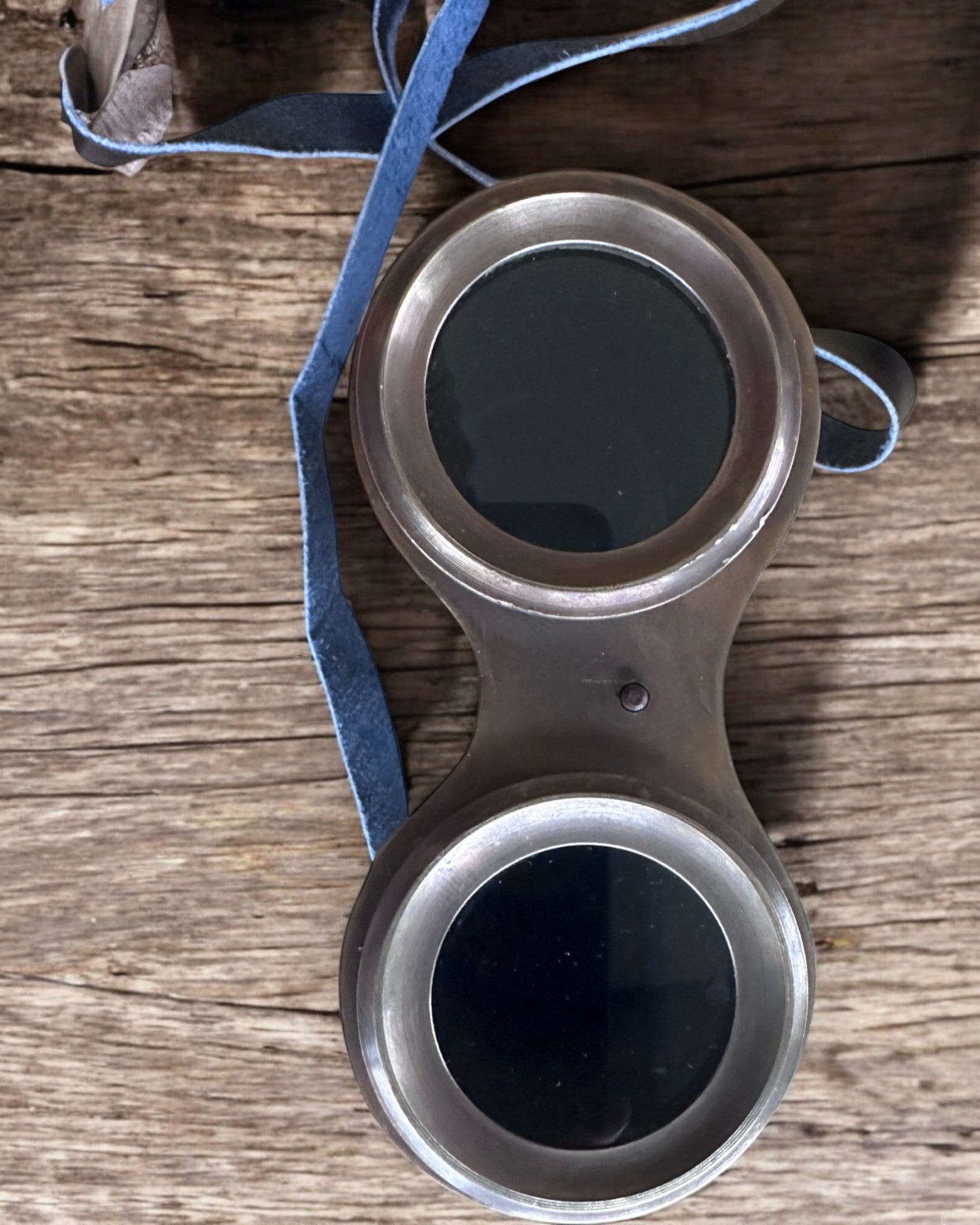 Fernglas mit Ledertasche Victorian's Eye, 11 cm Messing, Handverziert, Personalisierung mit Gravur als Geschenk