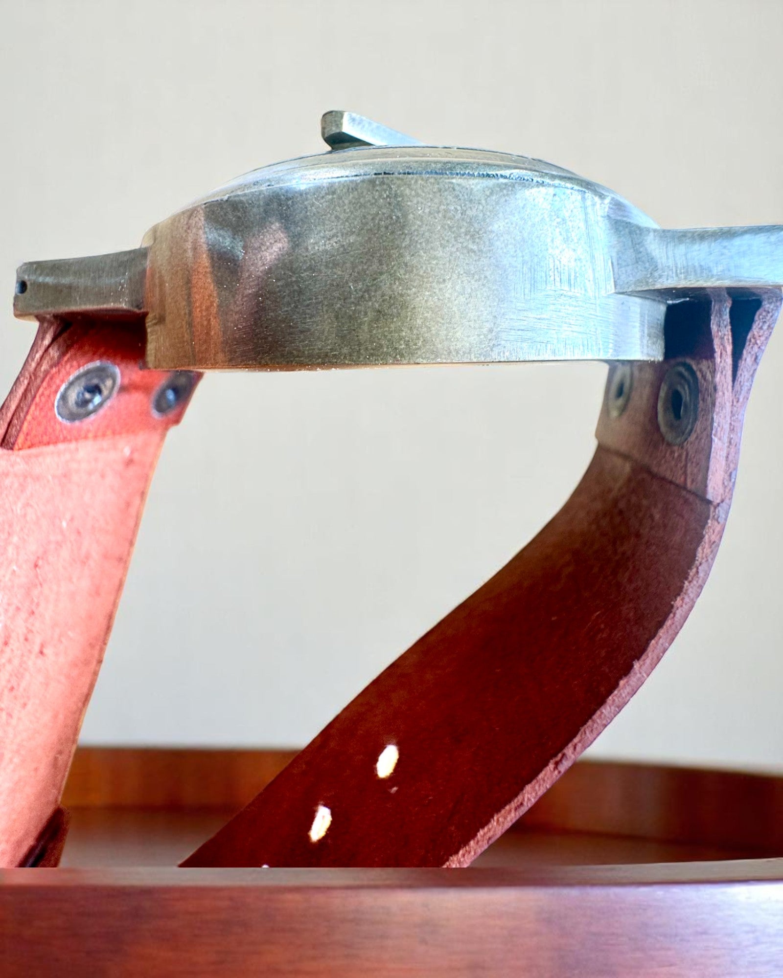 Sonnenuhr mit Kompass - Handgefertigt, Authentisches Handwerk, Gravurmöglichkeit