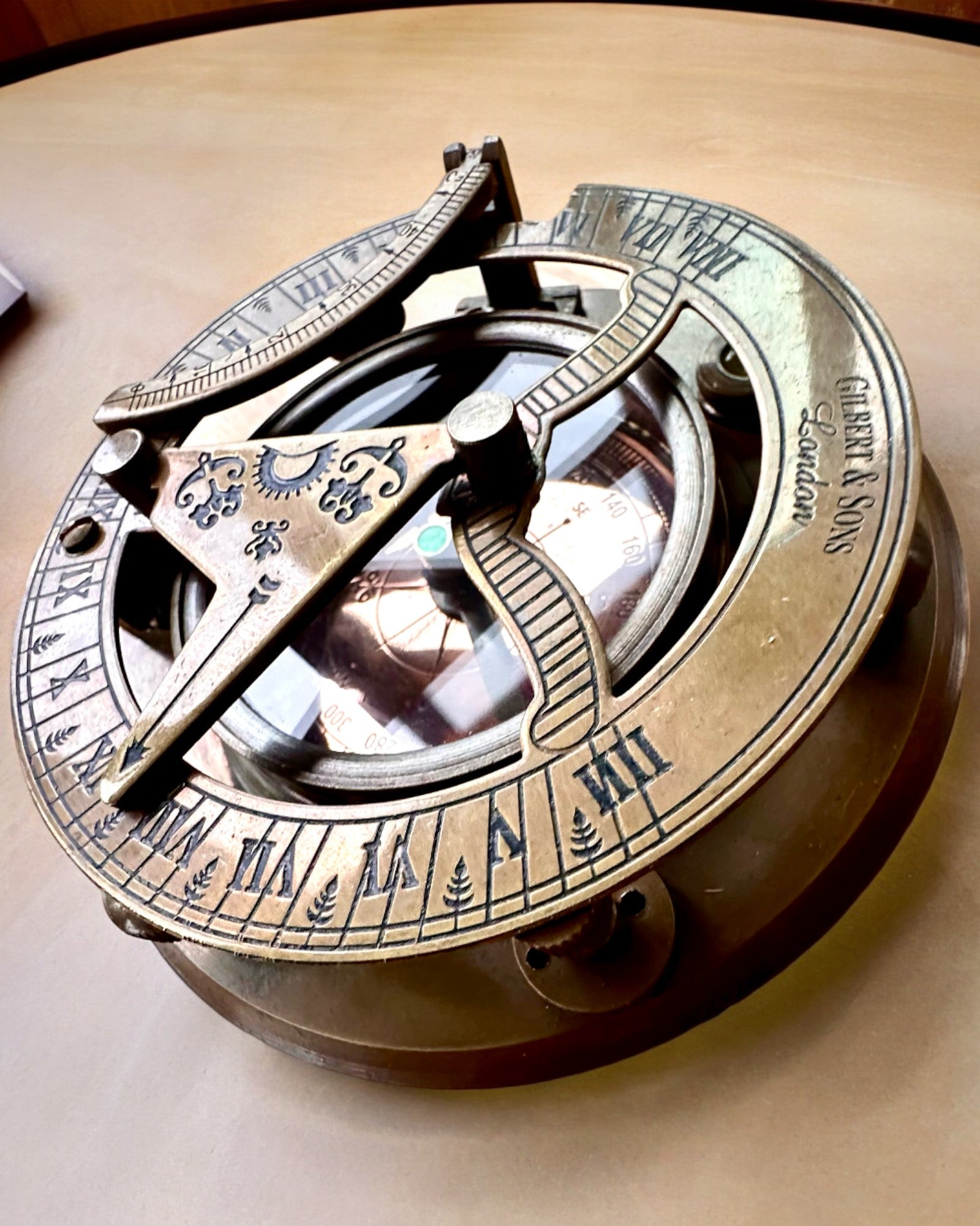 Kapitänekompass „Odkrywca 2“ - Möglichkeit zur Personalisierung mit Gravur als Geschenk, 2 Farbvarianten zur Auswahl