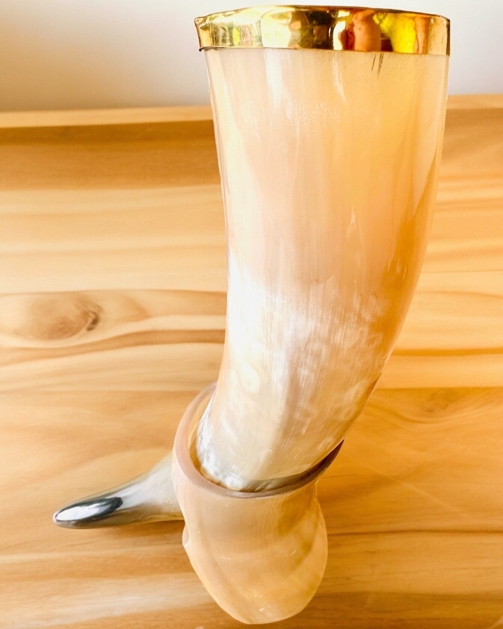 Hornbecher "Viking Valor" - Handgraviert, Premium Qualität - 4 Varianten zur Auswahl