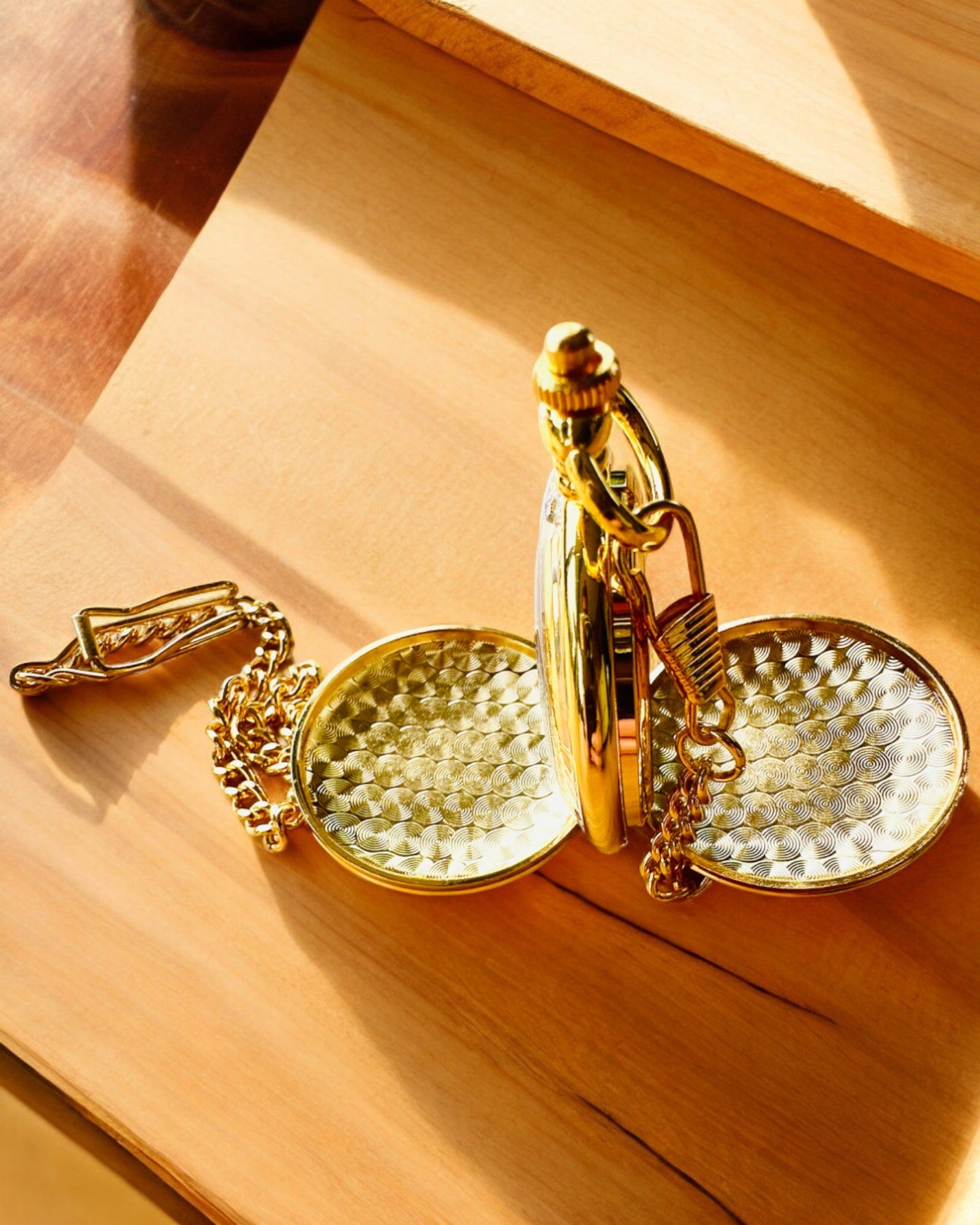 Grand Elegance Taschenuhr mit Doppeldeckel, Manuell, Goldfarben, mit Gravur als Geschenk