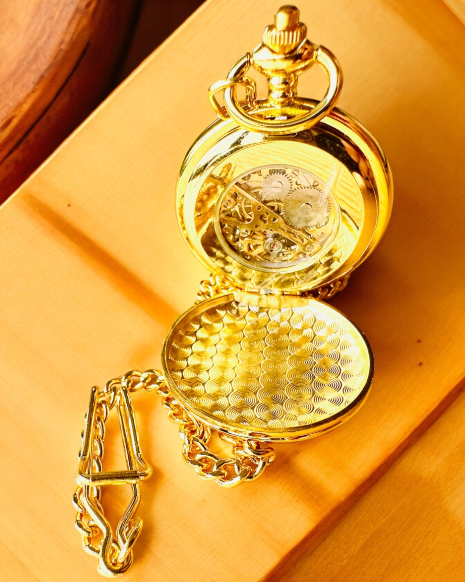 Grand Elegance Taschenuhr mit Doppeldeckel, Manuell, Goldfarben, mit Gravur als Geschenk