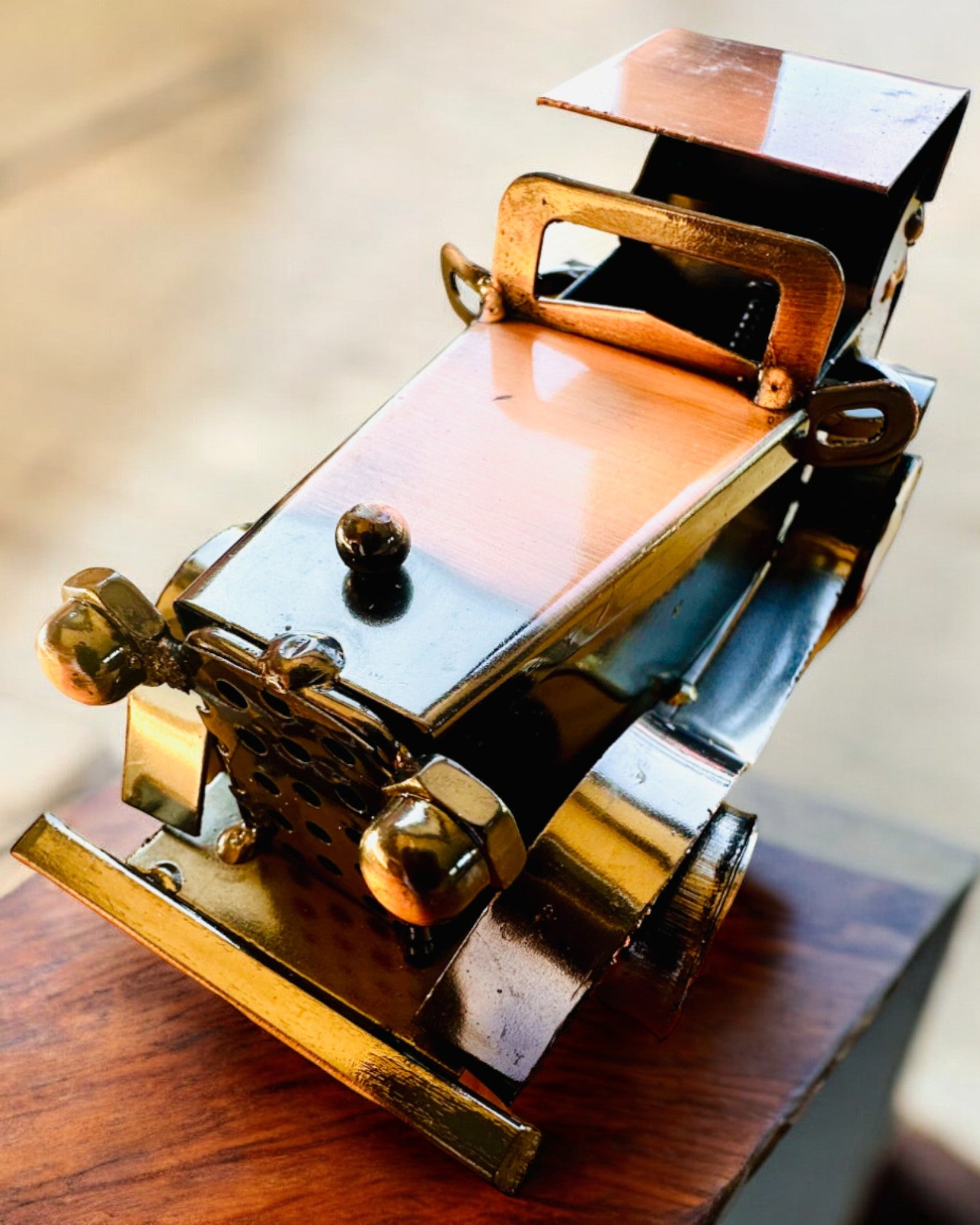 Retro Klassisches Auto, Auto, aus Eisen - Kollektion "Vintage Drive", Automodell, Personalisierung mit Gravur als Geschenk