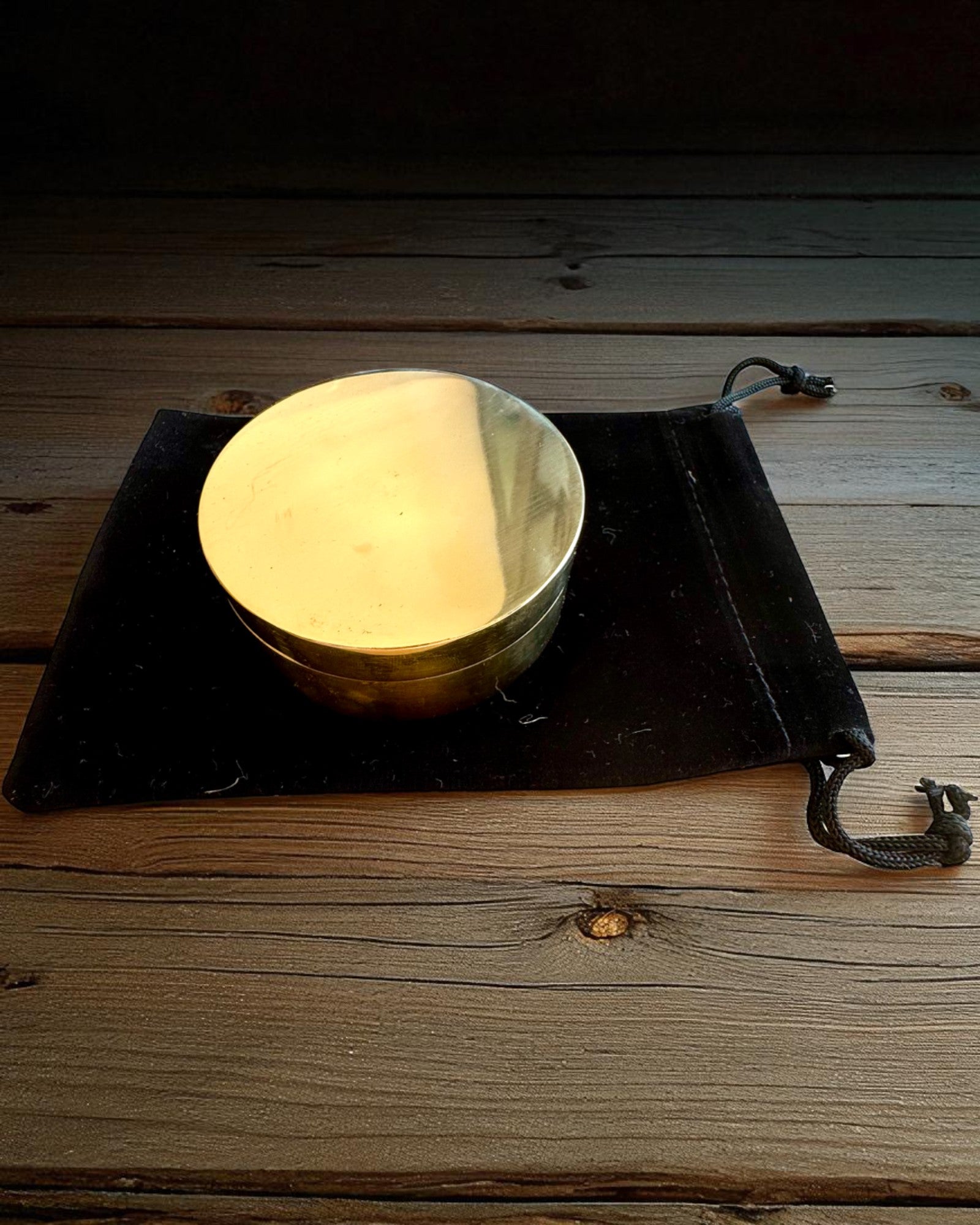 Sonnenuhr Voyager 7cm – Messinguhr mit Kompass, Personalisierung mit Gravur als Geschenk