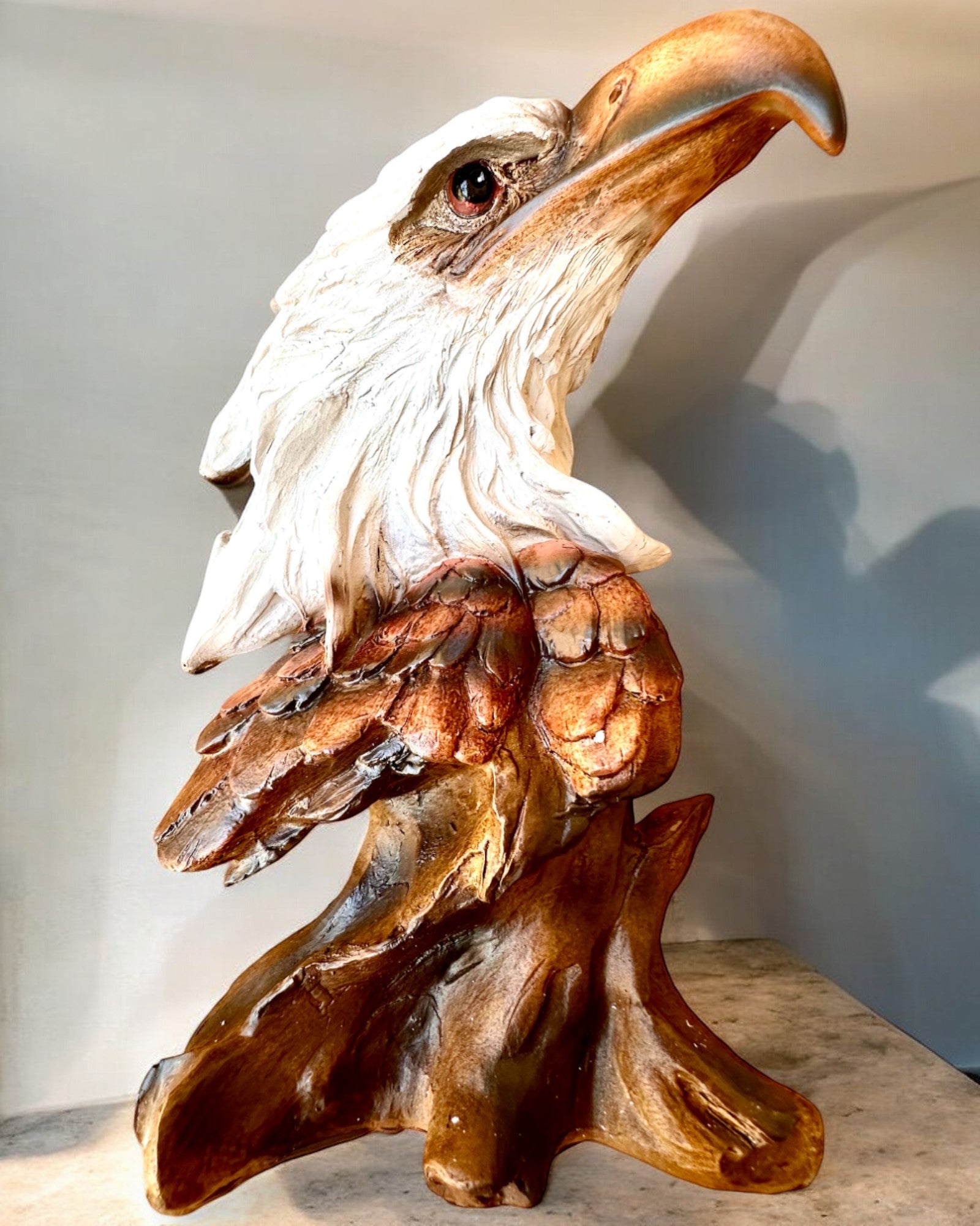 Adler der Freiheit Skulptur aus Harz mit Gravurmöglichkeit als Geschenk 26,5 cm Höhe