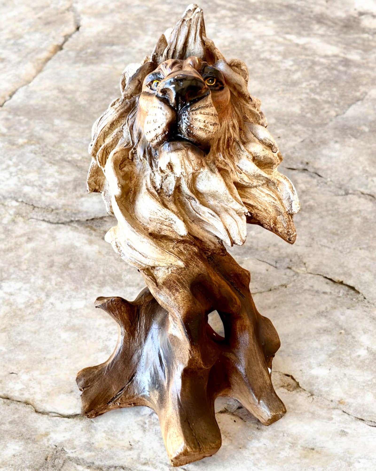 Löwenmut Figur aus Harz, 28 cm Höhe, mit Gravuroption als Geschenk