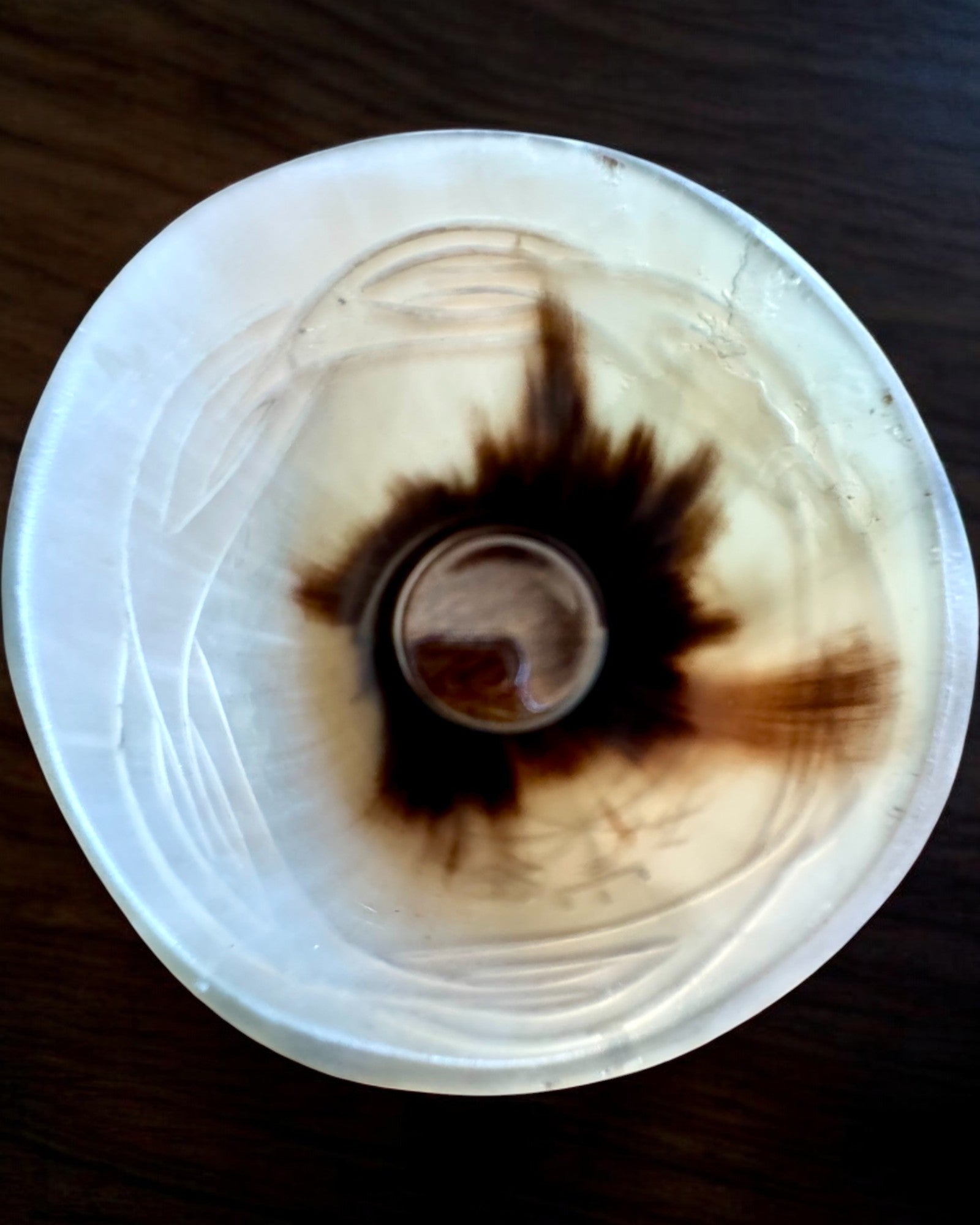 Valknut Handgefertigte kleine Tasse aus Büffelhorn mit nordischen Symbolen, Möglichkeit zur Personalisierung als Geschenk mit Gravur