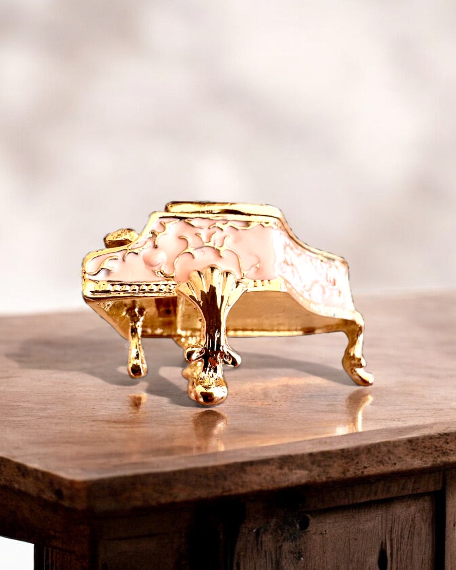 Elegante Schmuckschatulle "Mini-Klavier - Rosen der Klassik" - mit Gravuroption als Geschenk