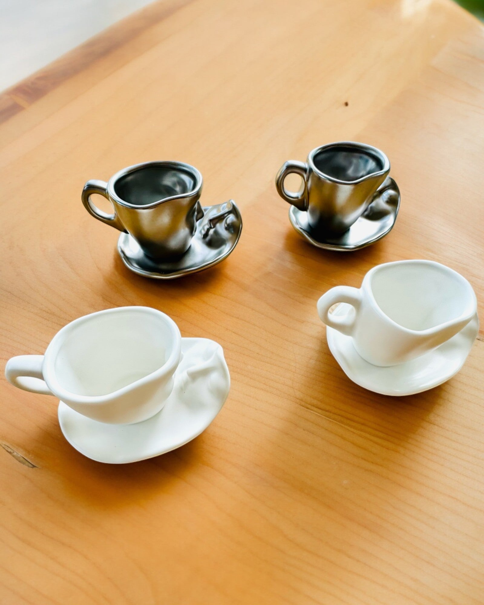 Elegante Keramiktassen „Maska“ – Set mit 2 Stück - Möglichkeit zur Personalisierung mit Gravur als Geschenk