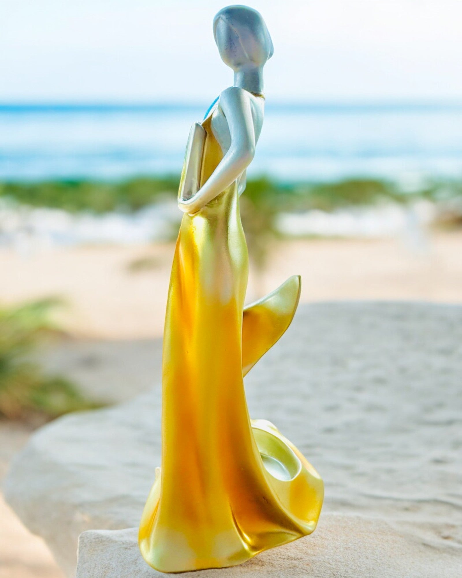 Eleganter Flaschenhalter - Damenstatue - Personalisierung mit Gravur, 2 Varianten zur Auswahl