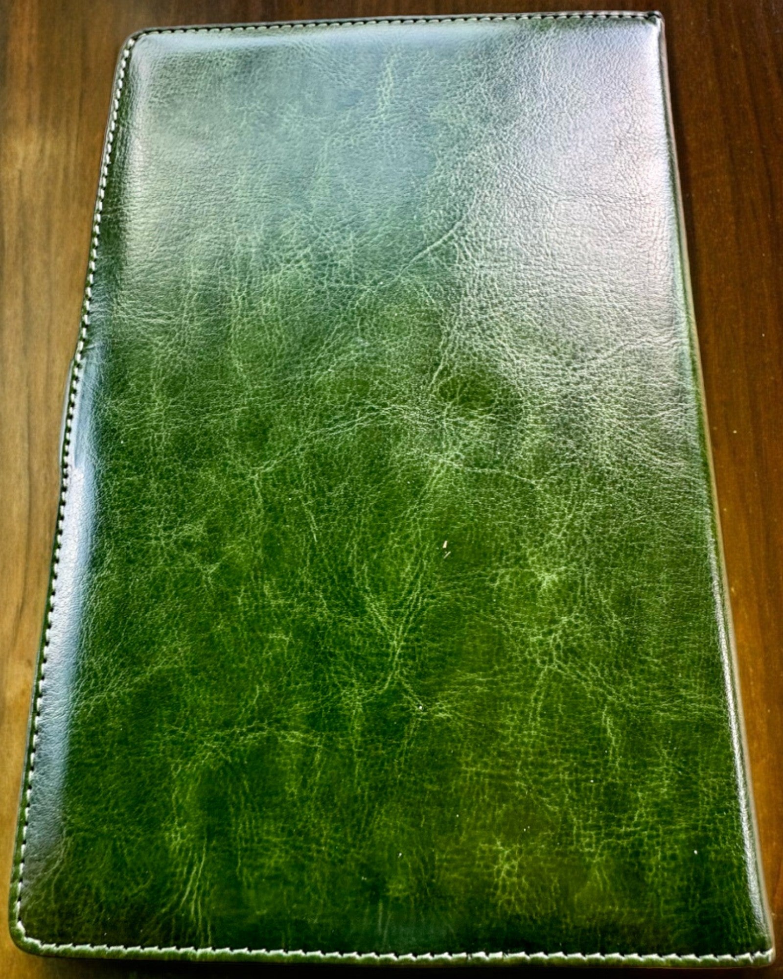 Exklusives Leder-Notizbuch "Sekretnik" A5 mit Zahlenschloss - Personalisierung mit Gravur