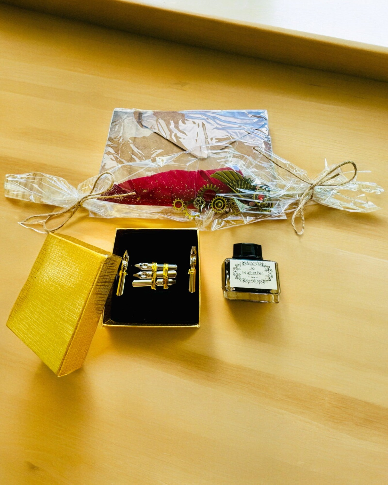 Geschenkset - Gänsefeder Bordeaux-Violett "Steampunk Eleganz" mit Gravurmöglichkeit, als Geschenk