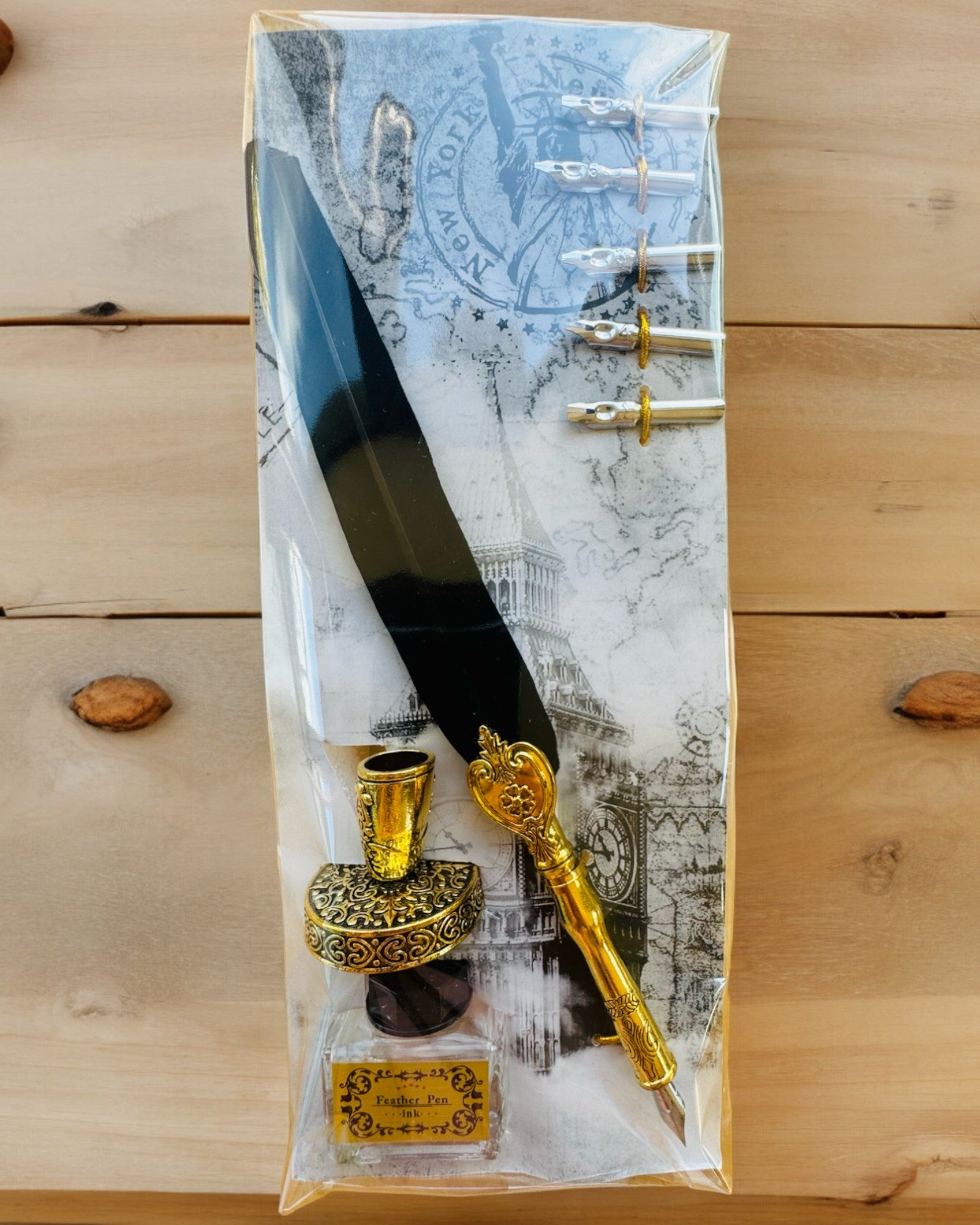 Elegante Gänsefeder mit Zubehörset - Royal Quill, personalisierbar mit Gravur