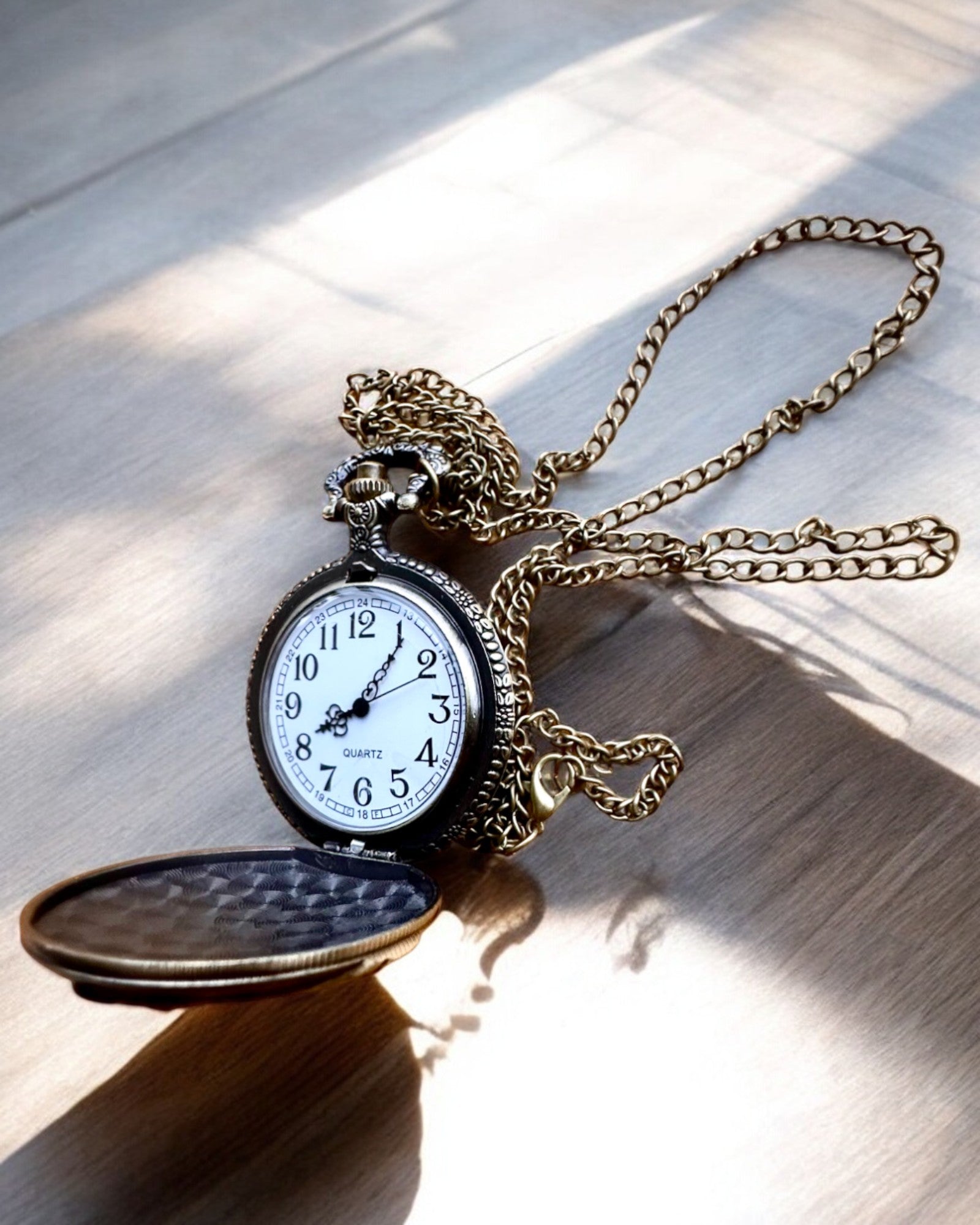 Taschenuhr Zeitlokomotive mit Gravur, als Geschenk, Zugmotiv