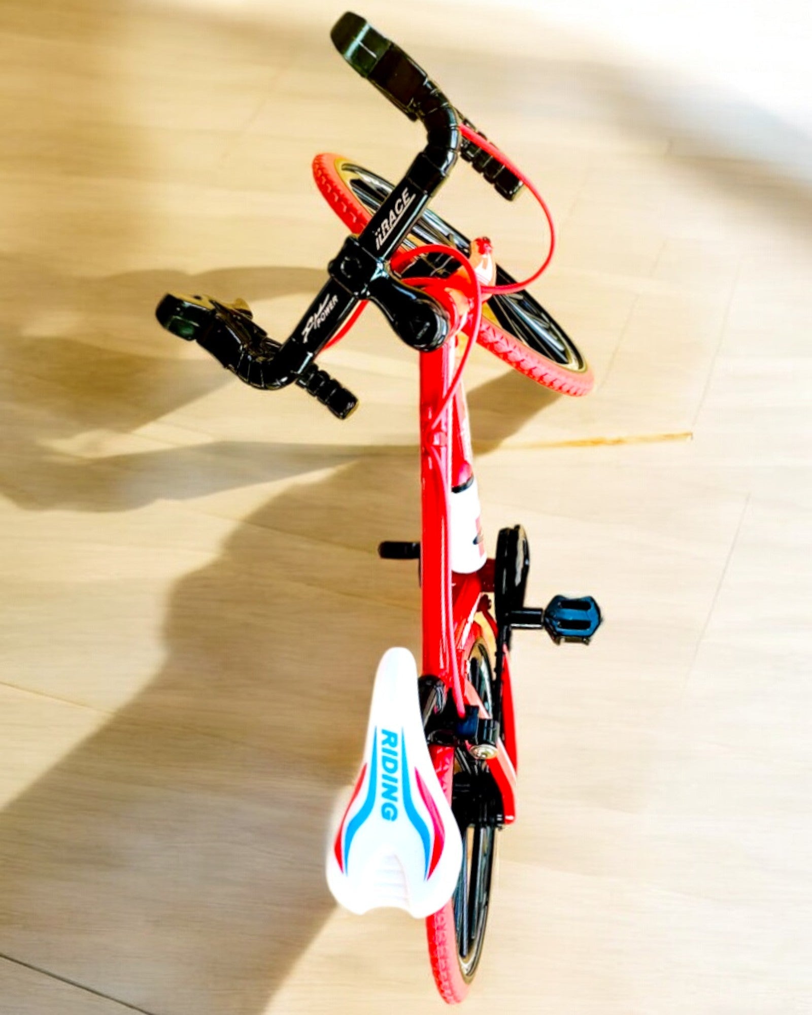 Miniaturmodell Metallfahrrad Roter "SpeedMaster" mit Gravur personalisiert als Geschenk, 2 Farbvarianten