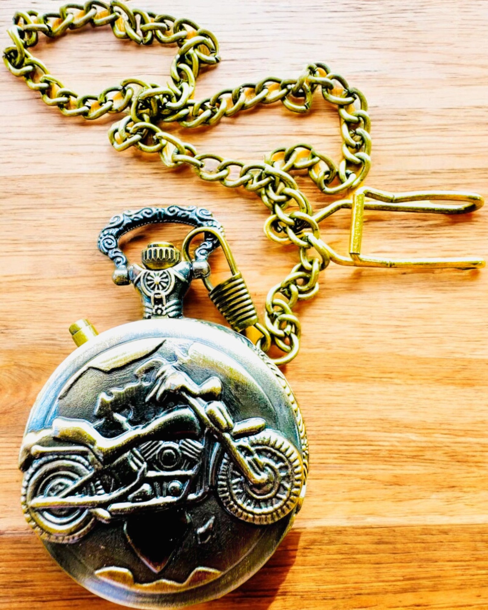 Taschenuhr "Motorrad-Elegant 2" – Gravur als Geschenk, 3 Farbvarianten