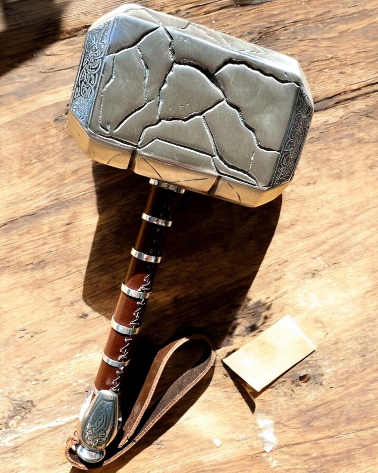 Thors Hammer "Chief" - Handgefertigter Handwerkshammer, Personalisierung mit Gravur als Geschenk