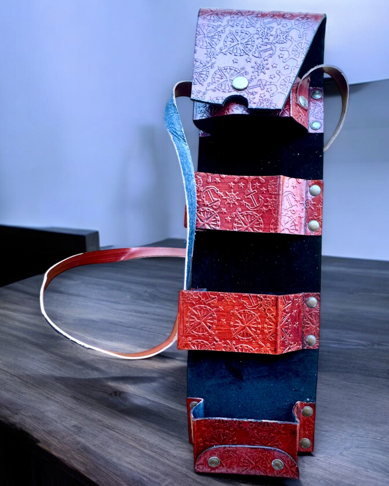 Lederetui, Hülle für Spazierstöcke - Möglichkeit zur Personalisierung mit Gravur als Geschenk