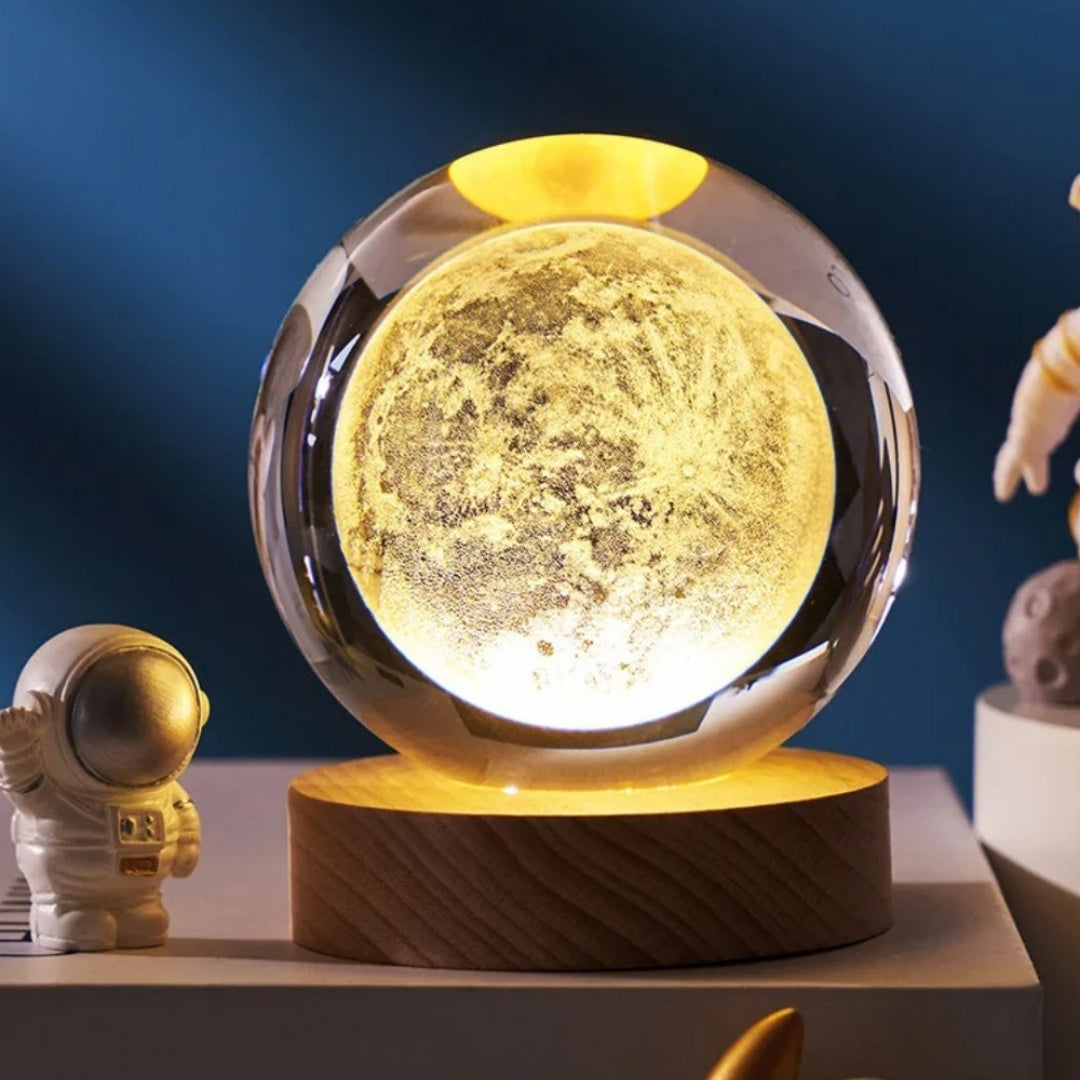 3D-Glaskugel Mond- LED-USB-Nachtlampe - Schreibtisch-Gadget
- KKS