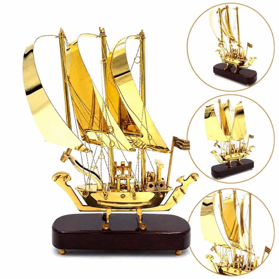 Messingschiff auf Holzsockel - 30cm - N-3615A