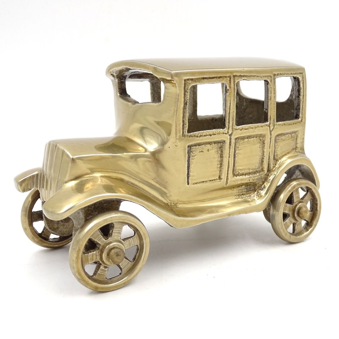 Retro-Auto-Metallmodell – N796