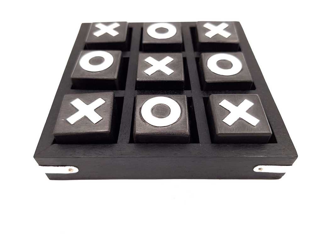 Spiel - Tic-Tac-Toe - 13 x 13 cm - G1078