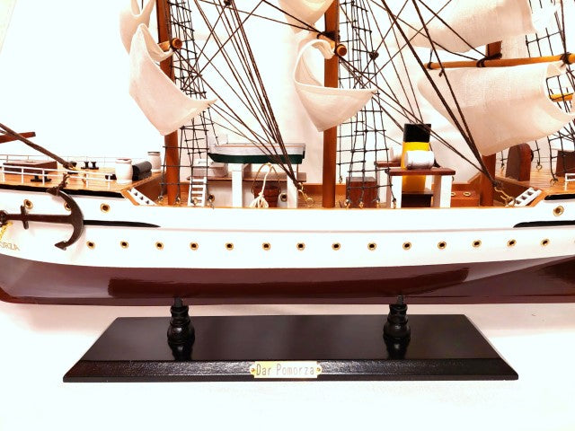 Modell des Segelschiffs Dar Pomorza 80cm - DARPOM80