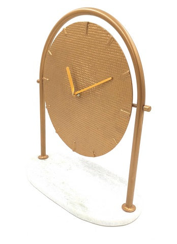 Runde Metalluhr auf Marmorsockel - 4130