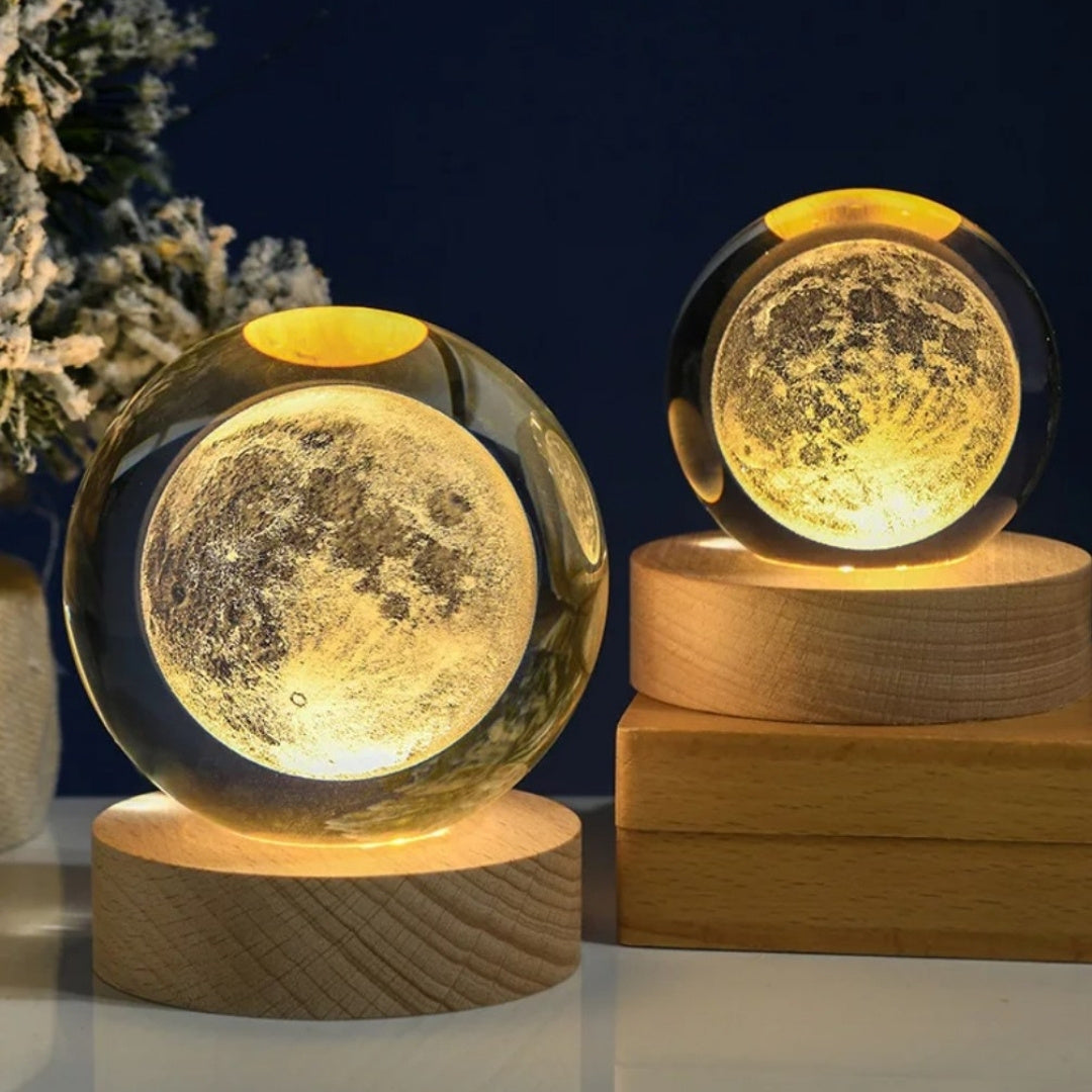 3D-Glaskugel Mond- LED-USB-Nachtlampe - Schreibtisch-Gadget
- KKS