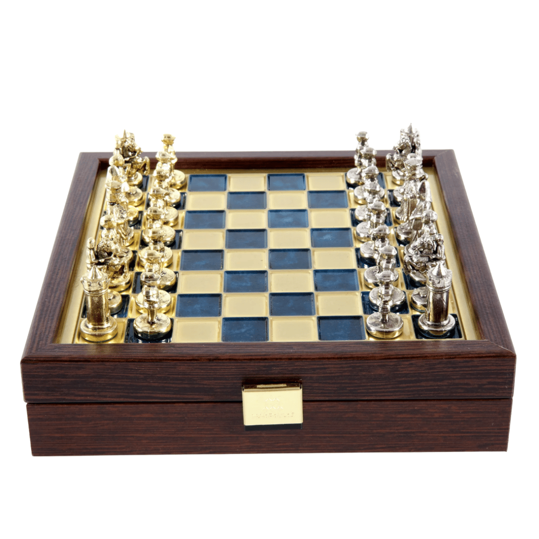 Elegante Premium-Messingschachfiguren 20x20cm Byzanz mit personalisierter Gravur - ideales Geschenk für Schachspieler und Geschichtsinteressierte - handgefertigte Figuren in goldener und silberner Ausführung