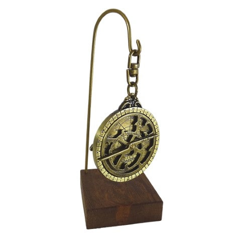 Miniatur-Astrolabium H81 auf Holzsockel mit personalisierbarer Gravur – elegantes Deko-Element als Geschenk für Astronomie-Liebhaber, Höhe 13 cm, Durchmesser 4,5 cm, außergewöhnliche Detailarbeit