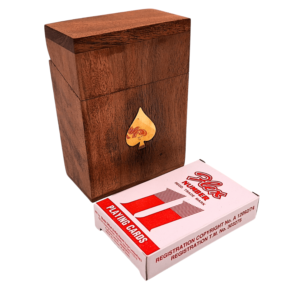 Kartenspiel in Holzbox – DNU-2985