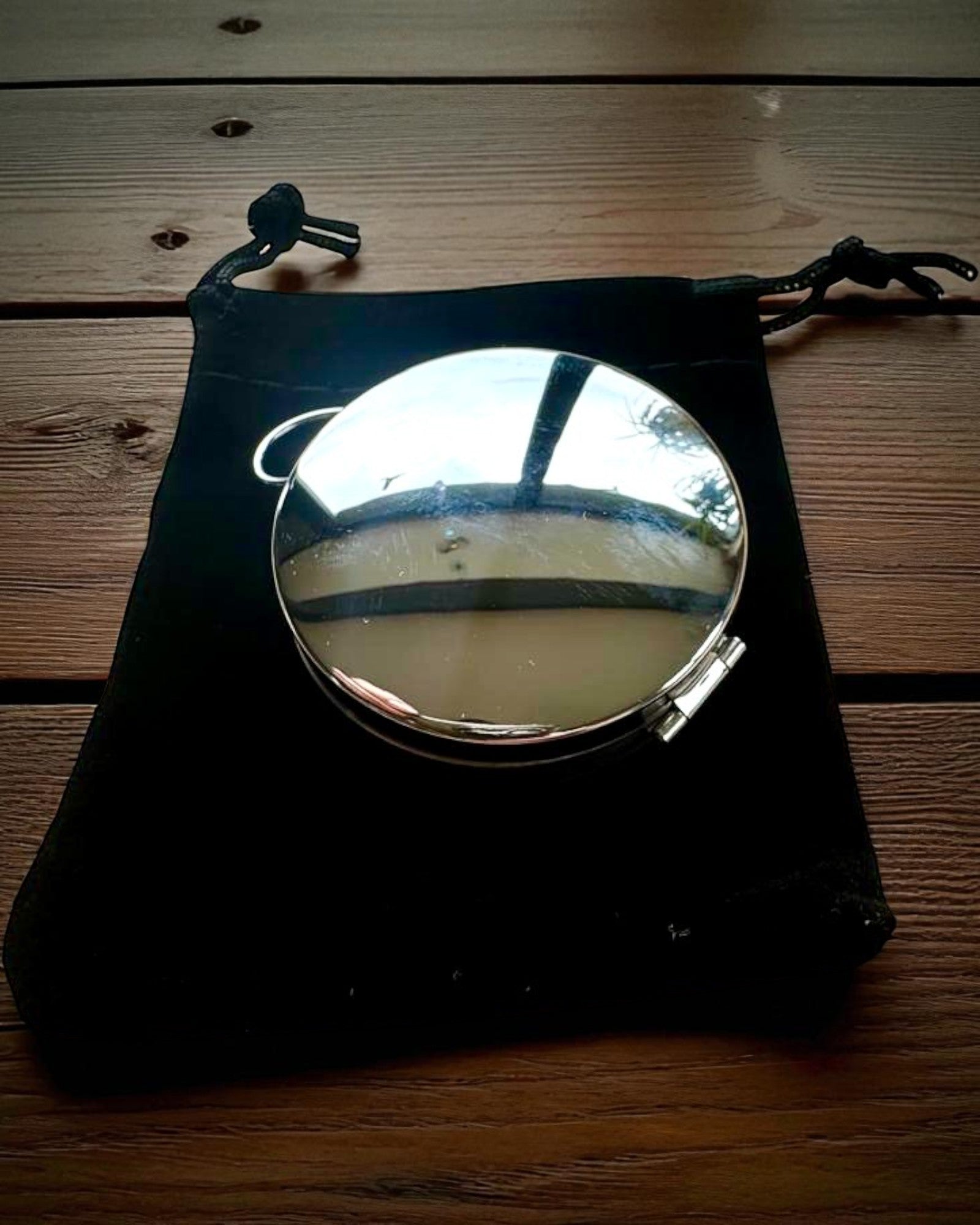 Wasserdichter Messingkompass mit Leuchteffekt - Unverzichtbar für Wanderungen und Camping, personalisiert mit Gravur