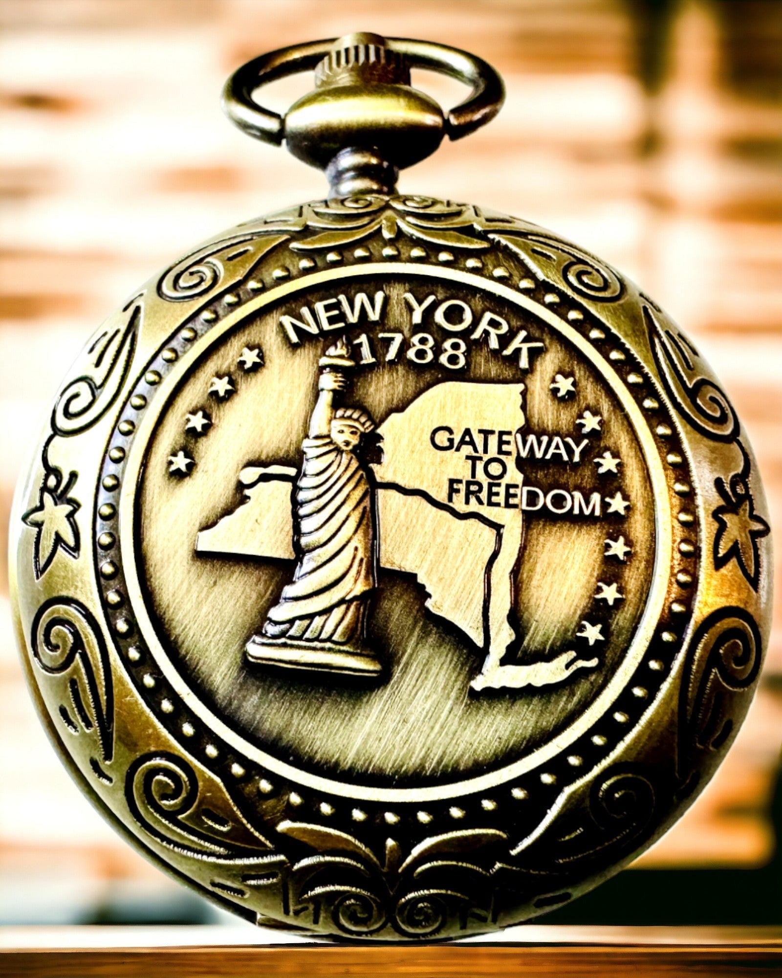 Taschenkompass Retro mit New York-Motiv – Multifunktionaler, Eleganter Kompass mit Abbild der Freiheitsstatue