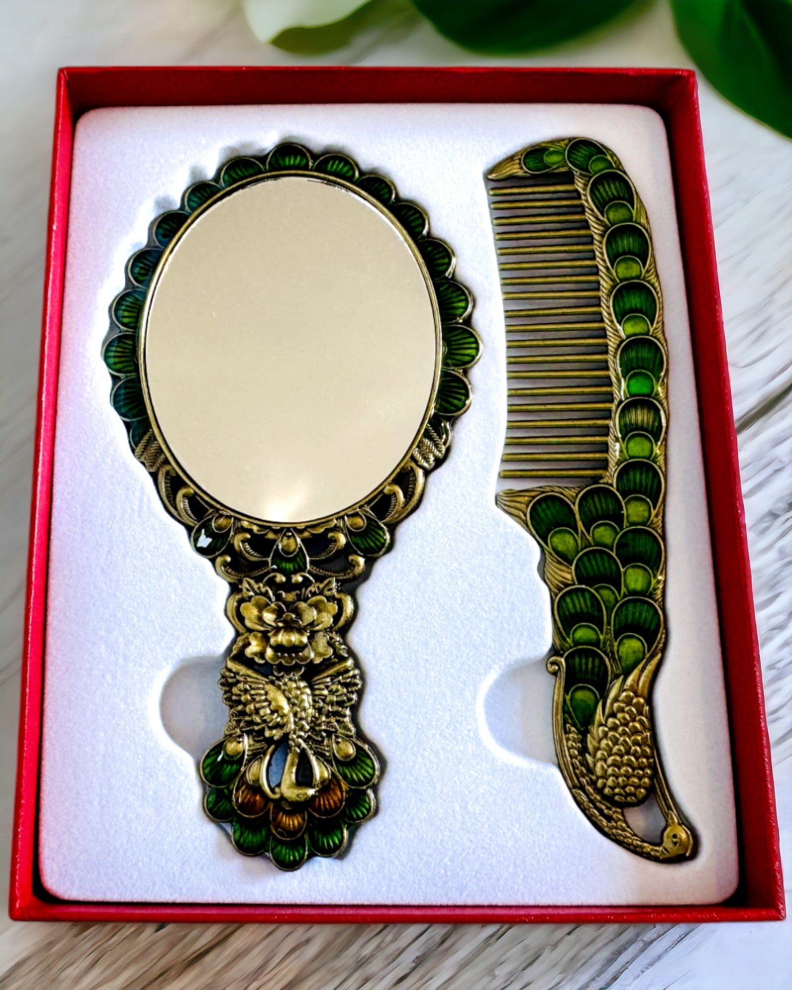 Vintage-Set mit Spiegel und Kamm im Pfauenmotiv - Dekorative Kosmetikaccessoires
