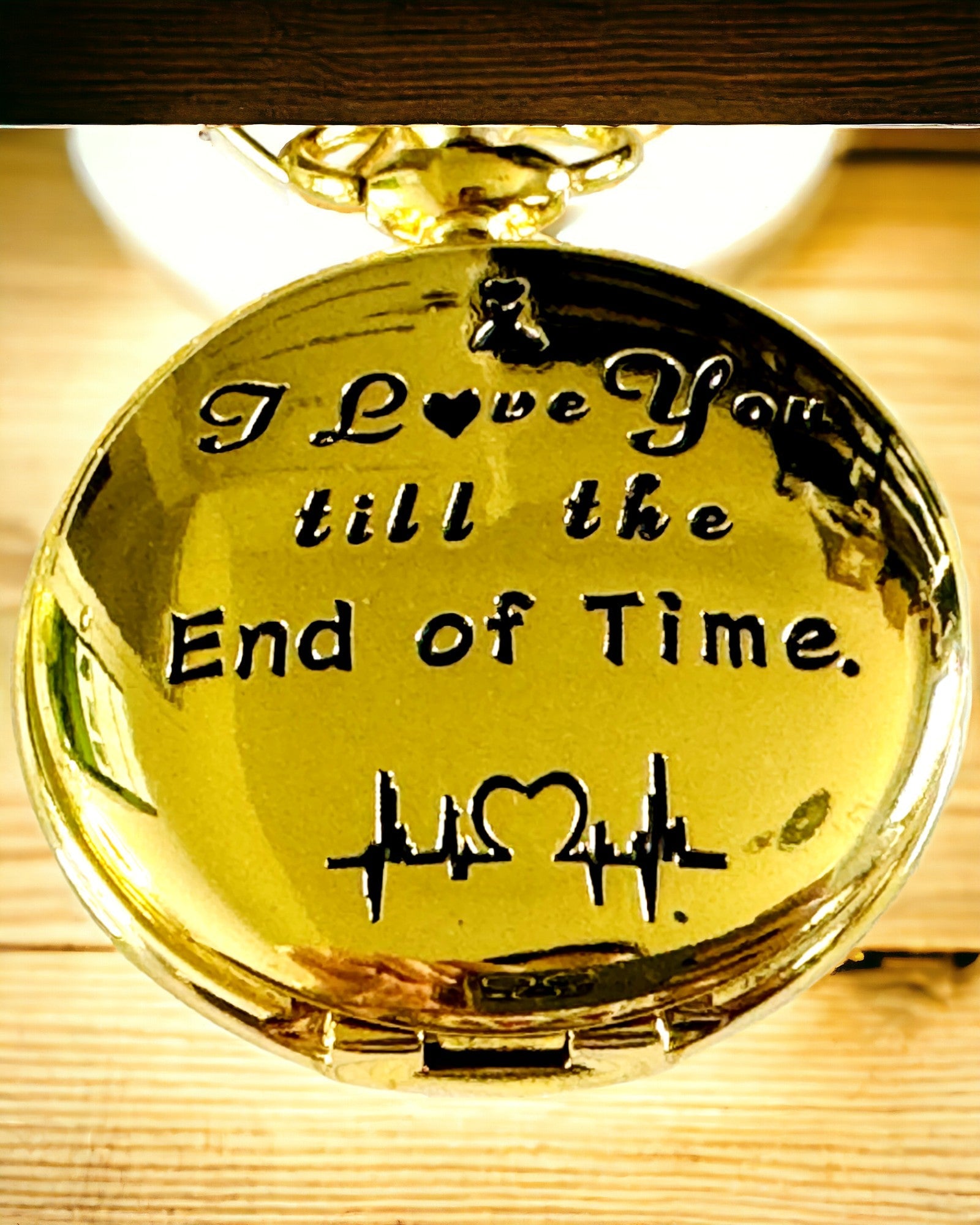 Goldfarbene Retro-Taschenuhr mit Gravurmöglichkeit