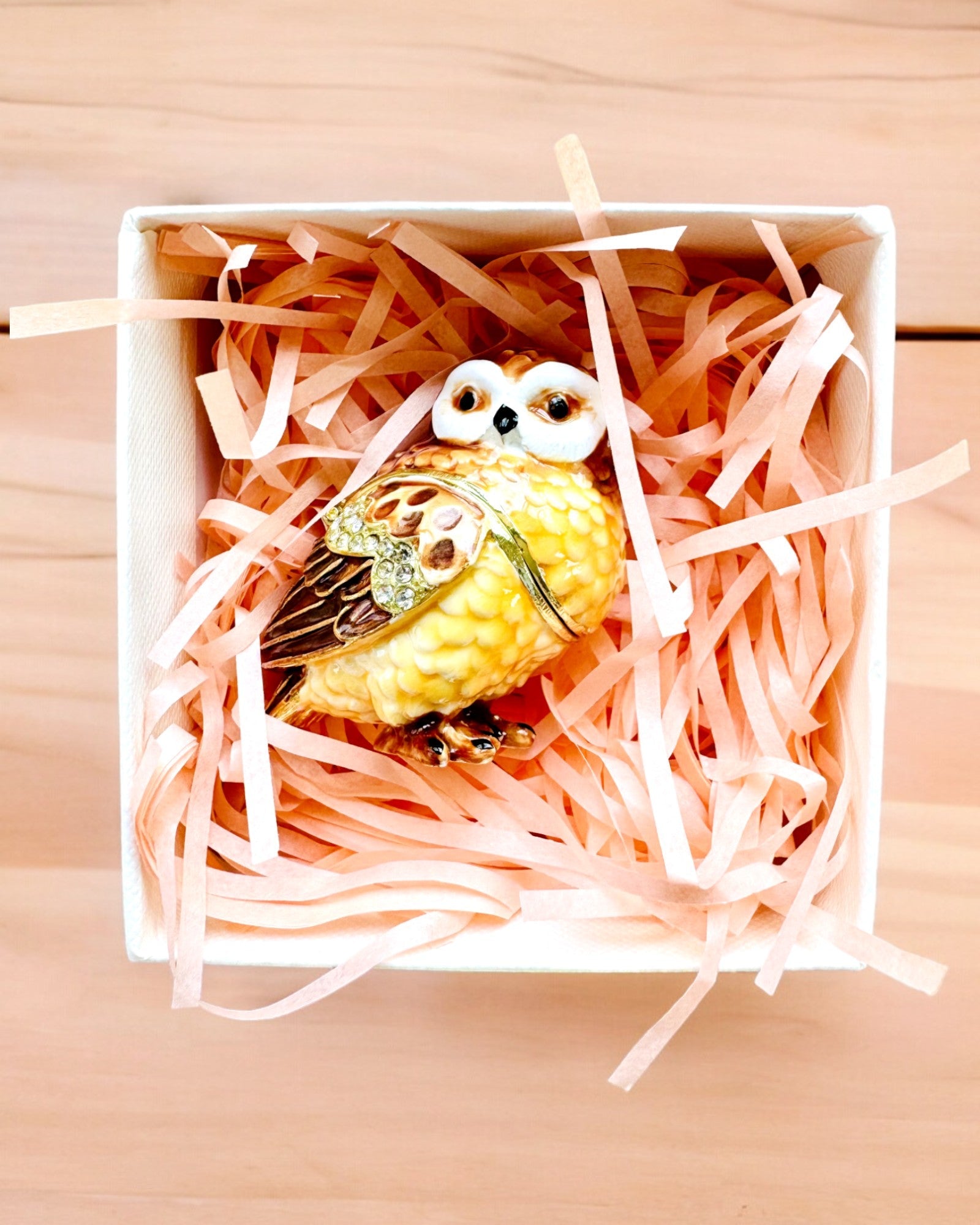 Charmante Eule mit Kristallen - Schmuckversteck mit Personalisierung durch Gravur, Geschenk