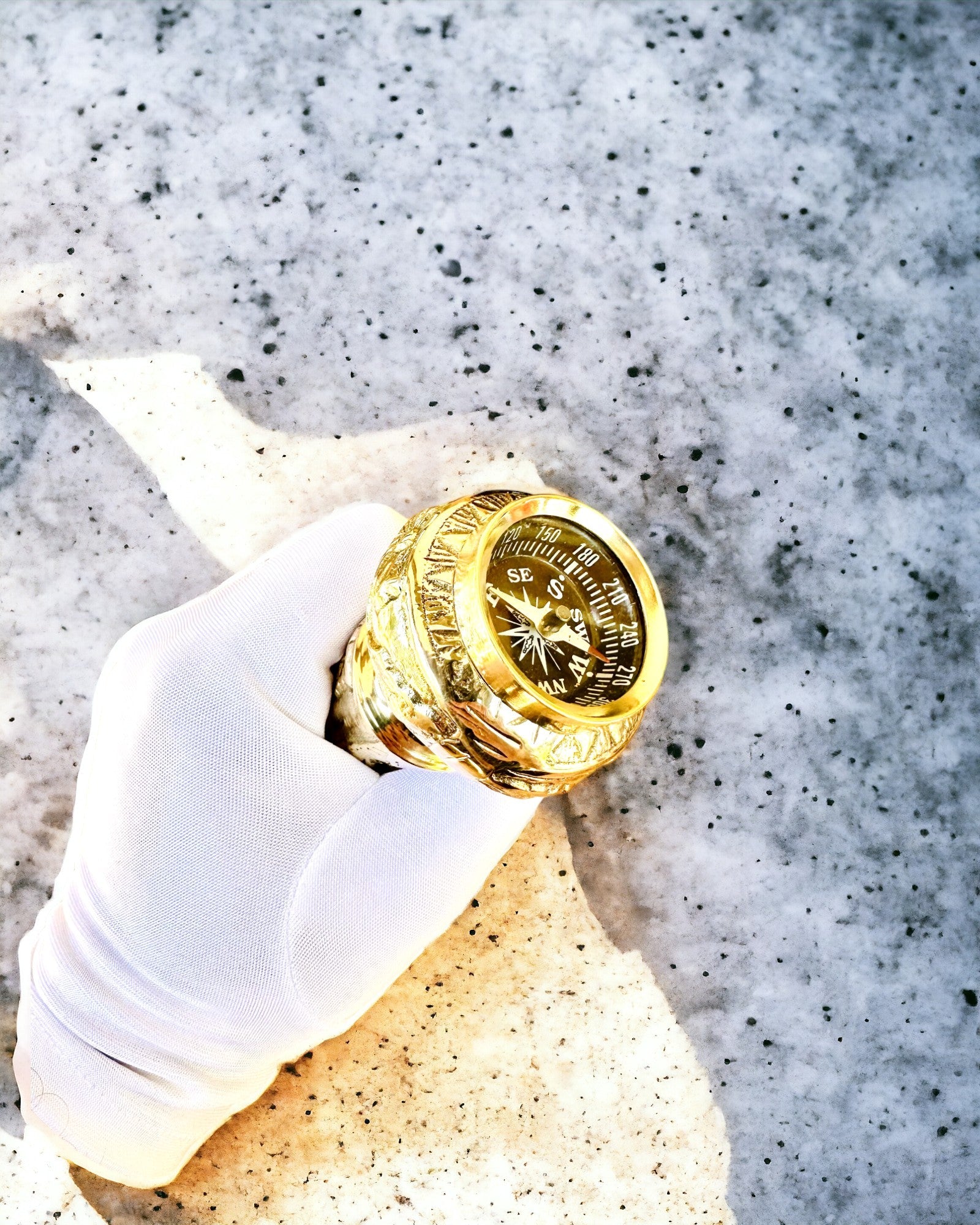 Kompasso Brown - Spazierstock - Handgeschnitztes Holz - Exklusive Edition mit Gravurmöglichkeit