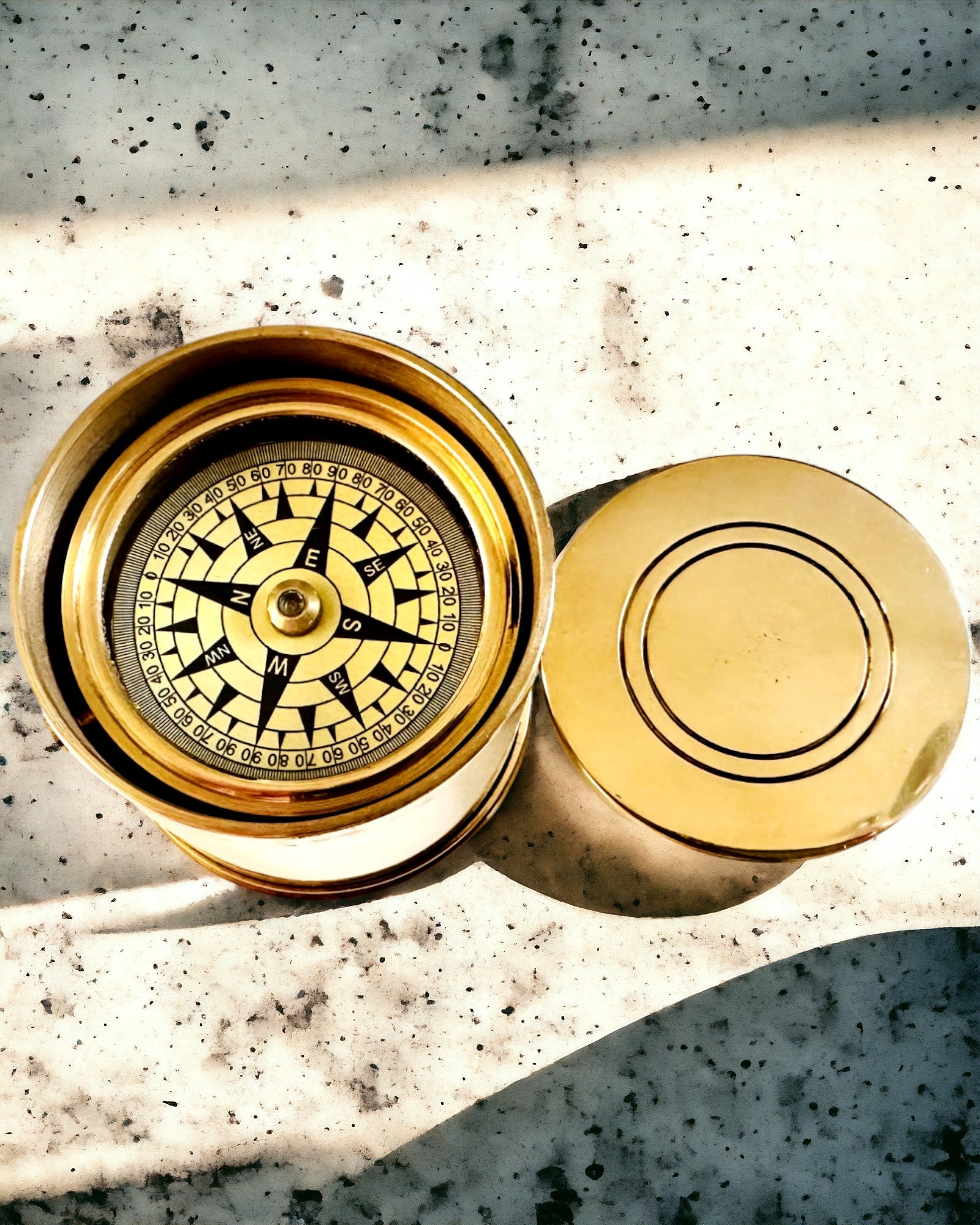 Reisekompass "Trommel Sonnenaufgang" – mit Personalisierung durch Gravur möglich