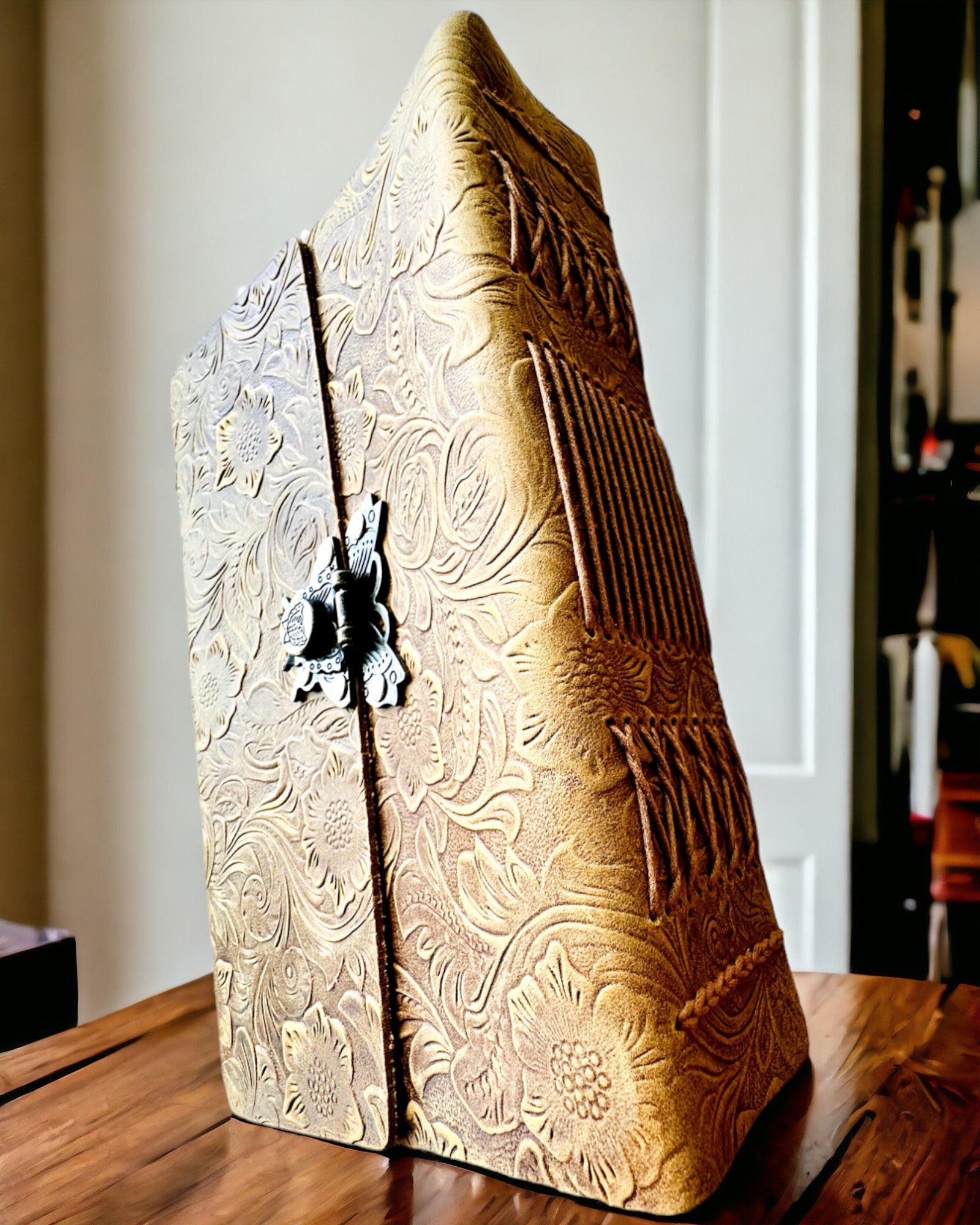 Luxuriöses Retro-Notizbuch mit Ledereinband - "Vintage Elegance", 480 Seiten, personalisierbar mit Gravur