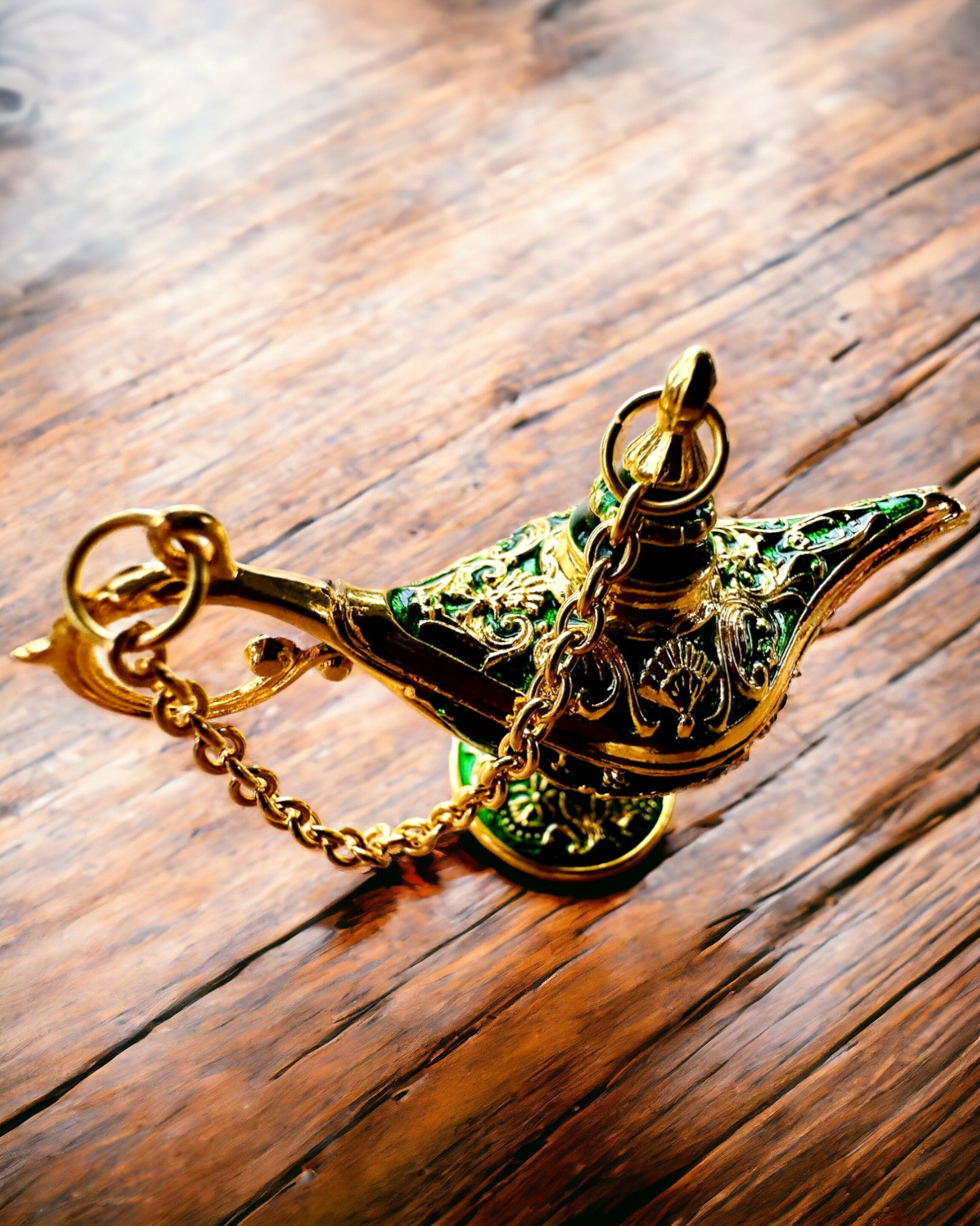 Kleine 4 cm Magische Lampe von Aladin, Schlüsselanhänger, 6 Farbvarianten - Verzauberte Erinnerungen, Personalisierung mit Gravur