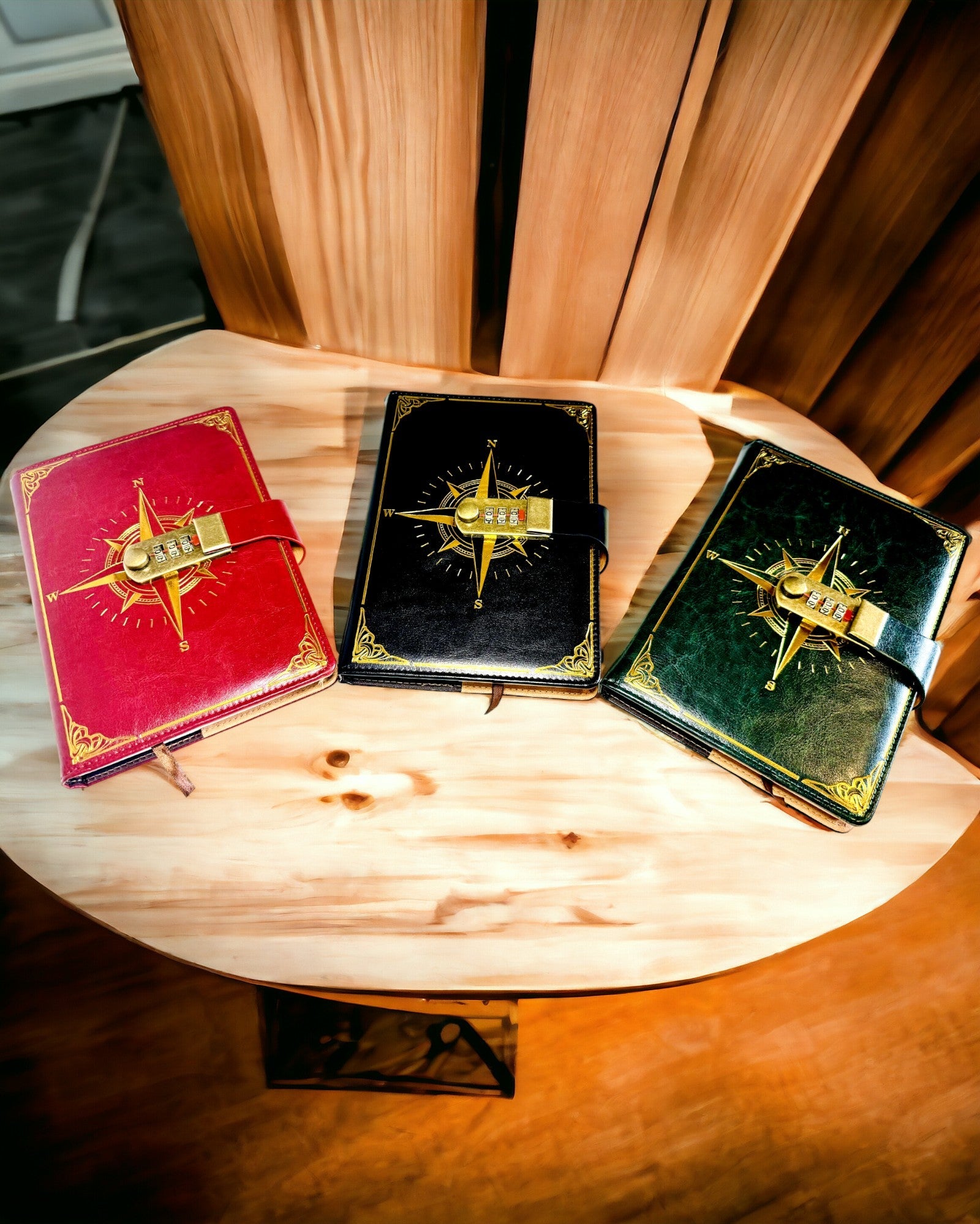 Notizbuch Premium mit Zahlenschloss A5 - Vintage-Stil mit Kompass, Japanisches Design, Schreibwaren für Studenten und Geschäft. Personalisierung mit Gravur