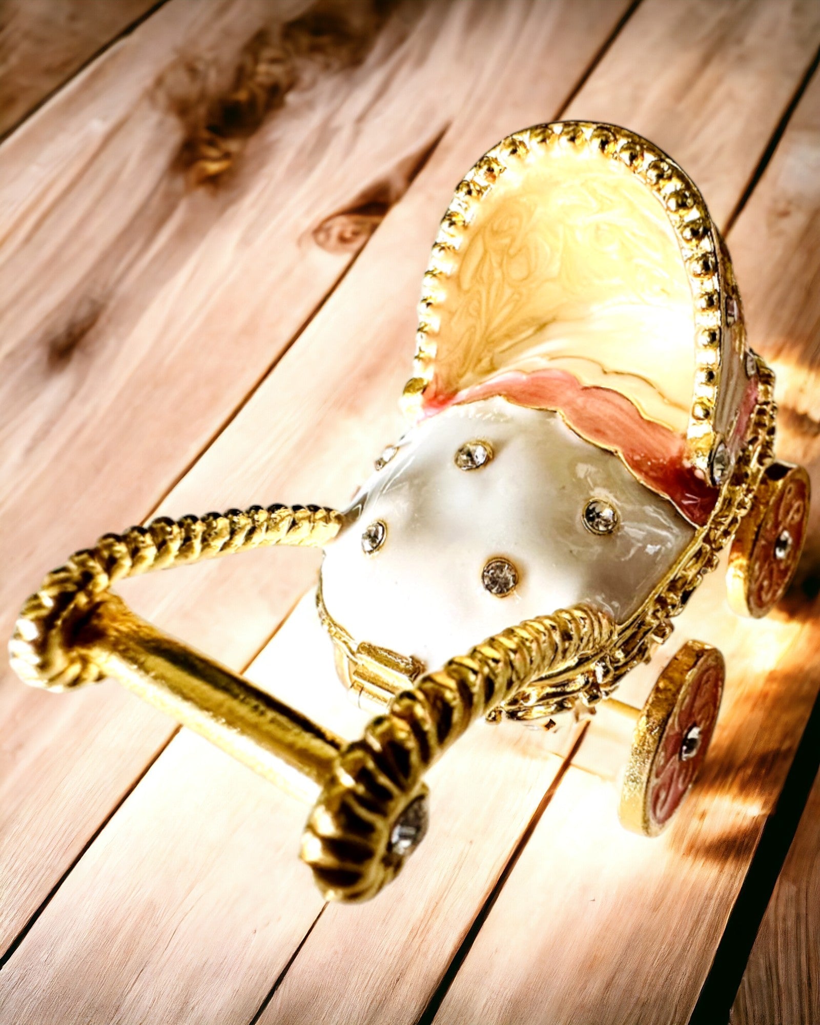 Kleiner Märchenwagen für Schmuck, Schätze - Königliche Eleganz, Personalisierung mit Gravur