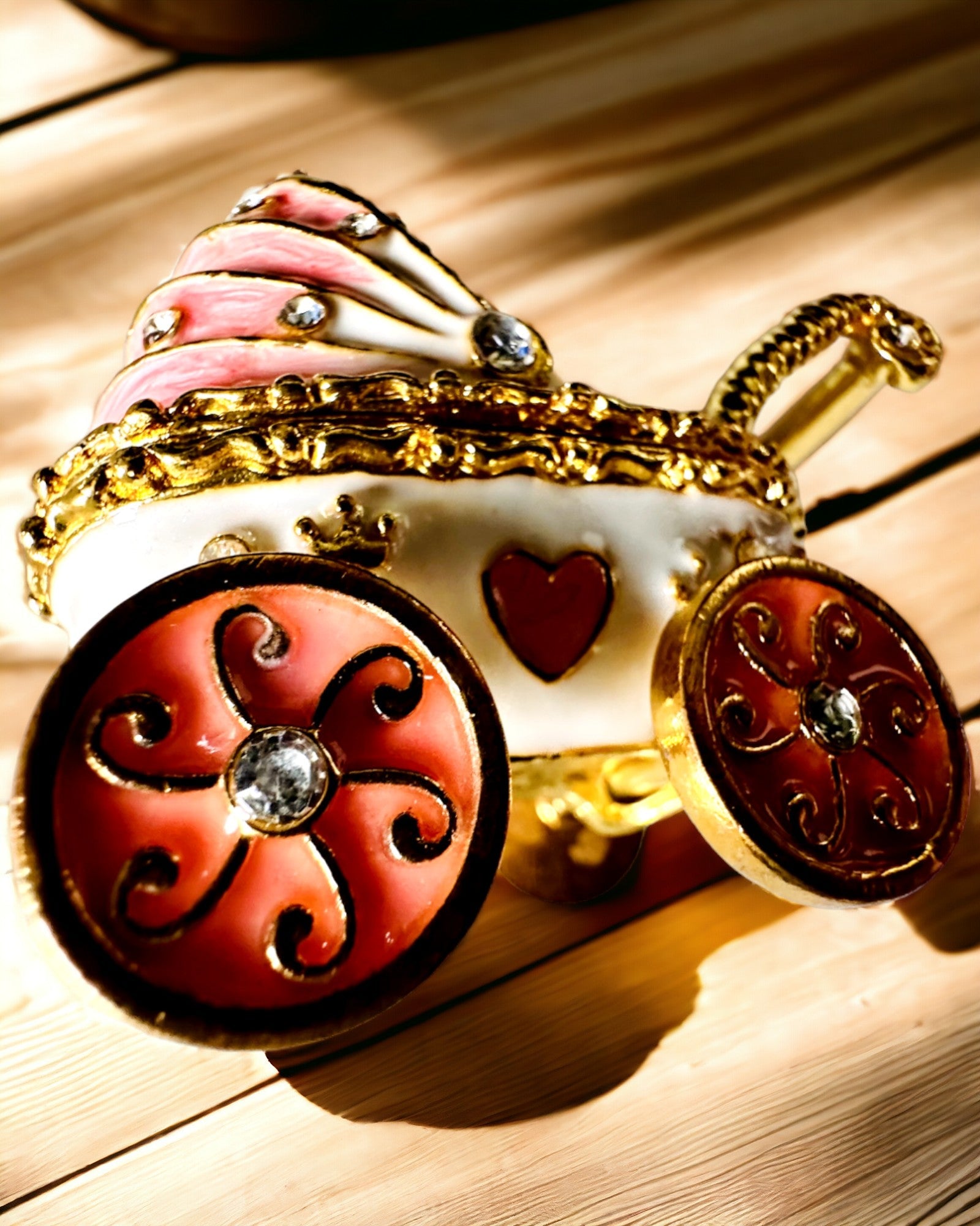 Kleiner Märchenwagen für Schmuck, Schätze - Königliche Eleganz, Personalisierung mit Gravur