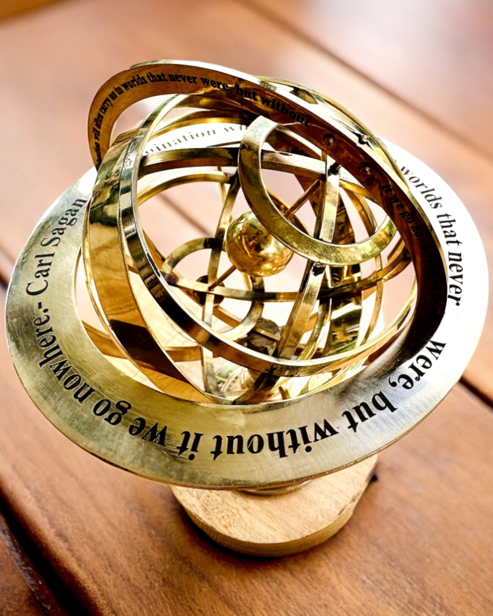 Astrolabium Artis - Handgefertigt mit Gravuroption, Dekoration für das Büro, Premium