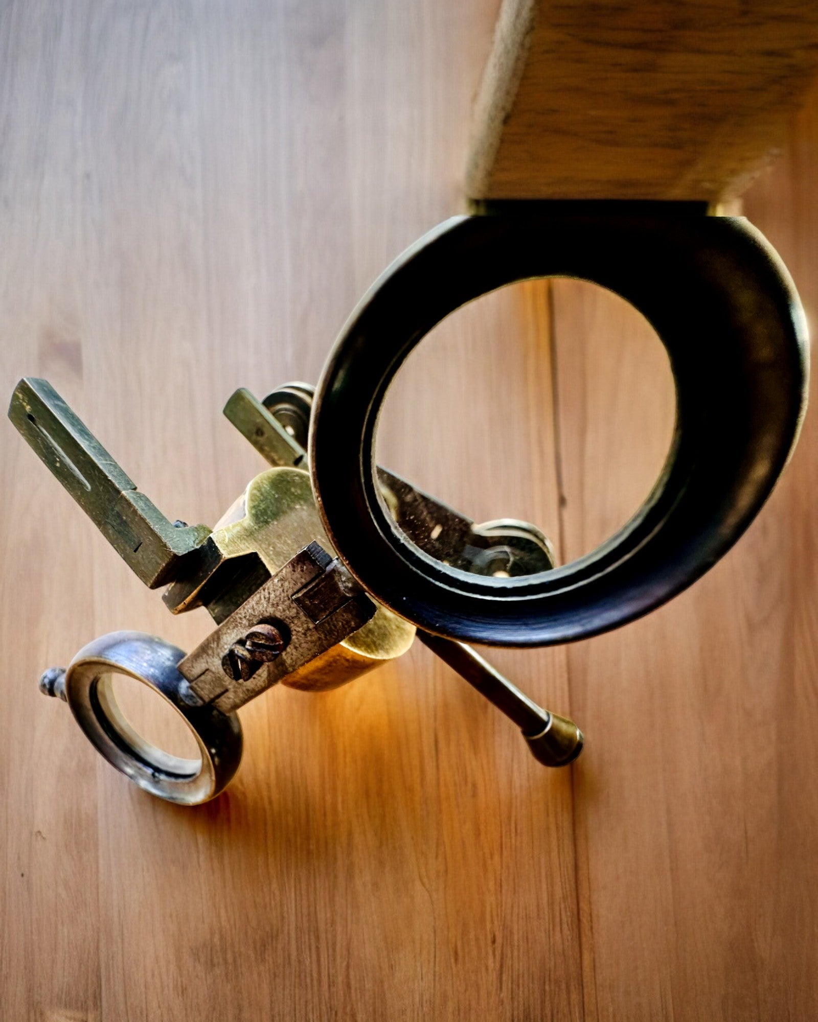 Binocular Nautica - Exklusives Vintage-Accessoire - Handgefertigt mit Gravuroption, Dekoration für das Büro, Premium