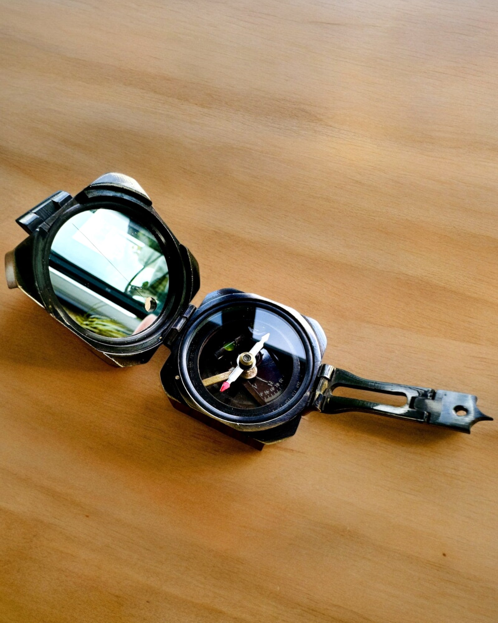 Solider, Premium-Kapitänskompass „Navigator“ - mit der Option zur Personalisierung durch Gravur